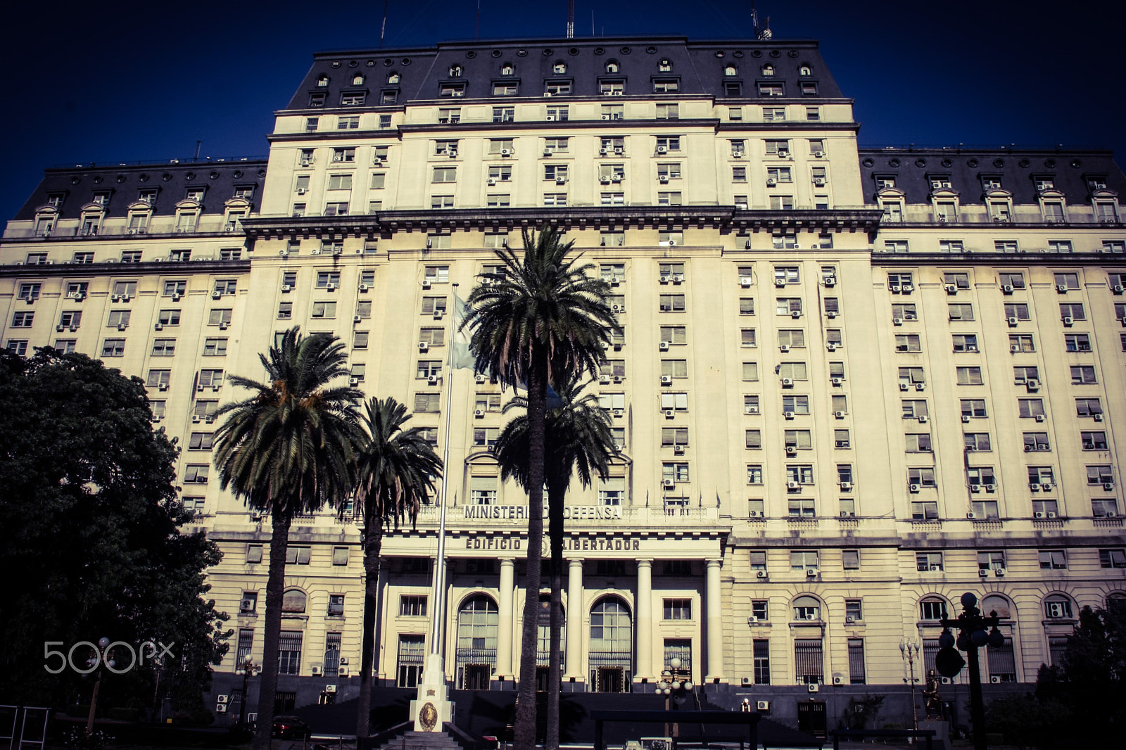 Canon EOS 450D (EOS Rebel XSi / EOS Kiss X2) sample photo. Downtown buenos aires photography
