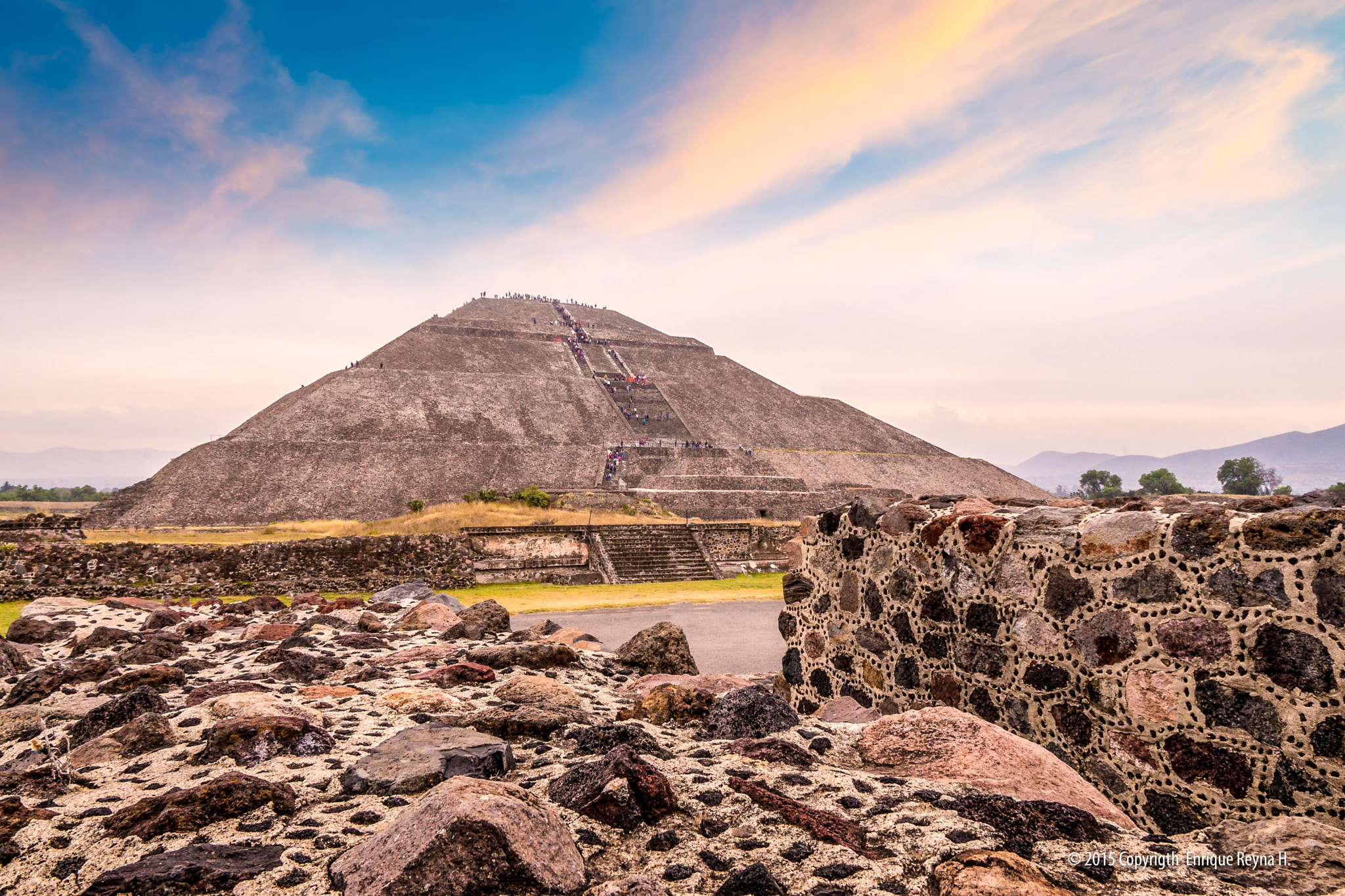 Sony DT 18-250mm F3.5-6.3 sample photo. Pyramid of the sun méxico teotihuacan photography