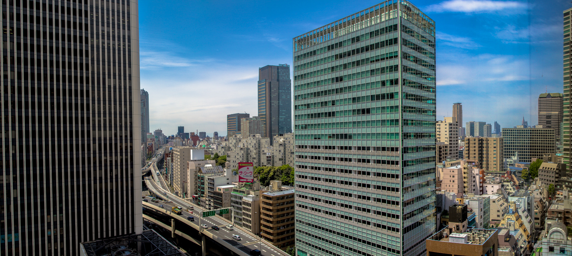 Canon EOS 7D + Canon EF 24mm F1.4L II USM sample photo. Tokyo, japan photography