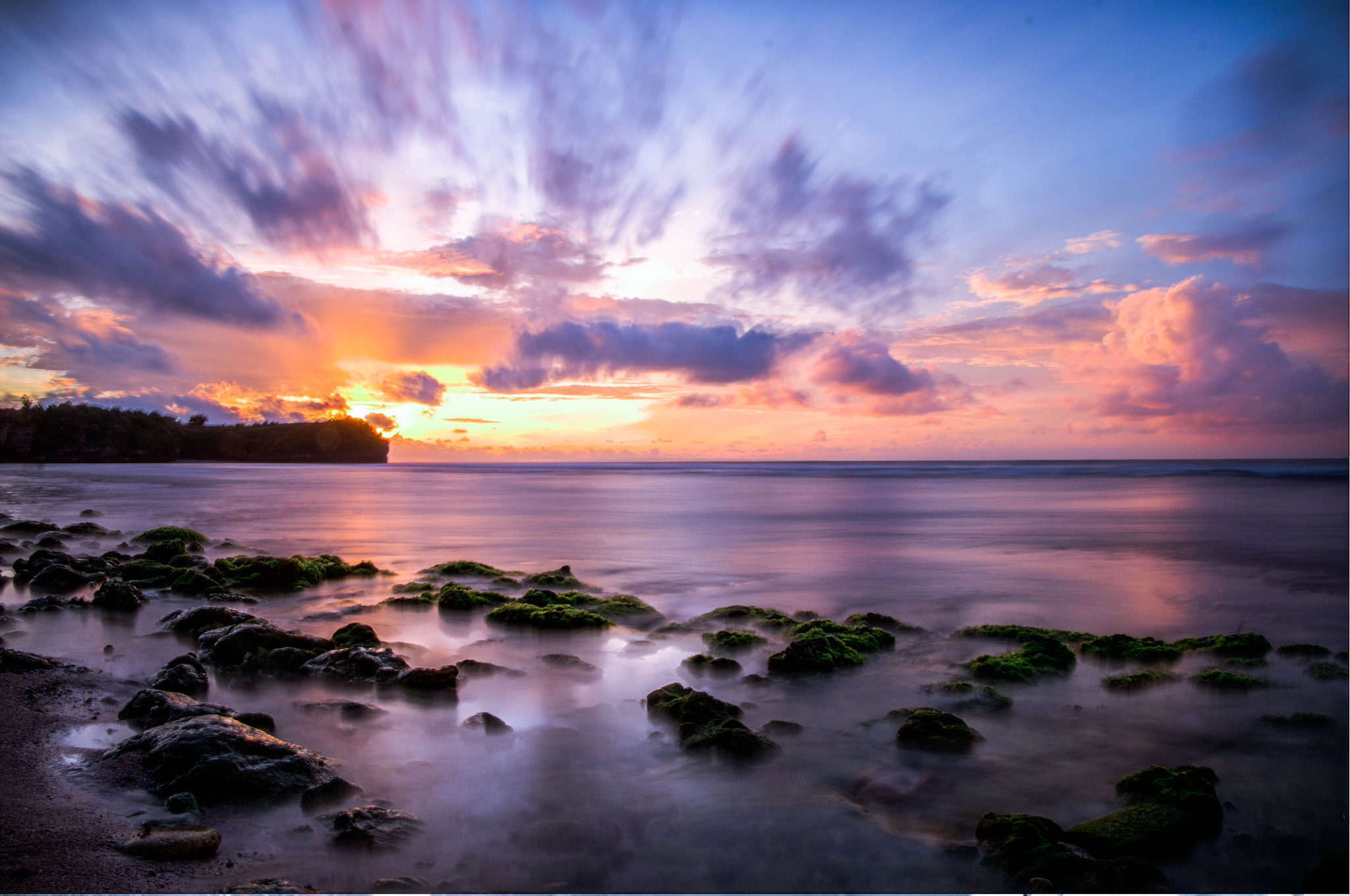 Fujifilm X-Pro1 + Fujifilm XC 16-50mm F3.5-5.6 OIS II sample photo. Sunset moss photography