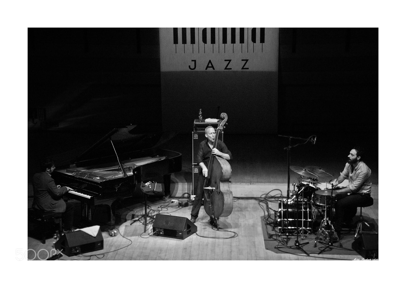 Pentax K-3 II + Sigma sample photo. Vilnius mama jazz photography