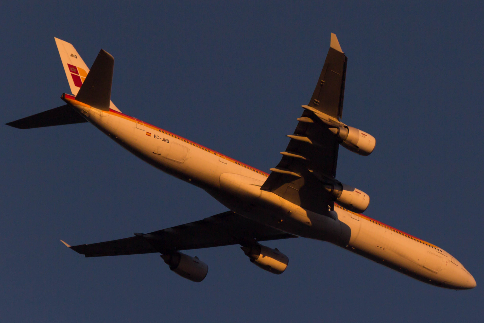 Canon EOS 600D (Rebel EOS T3i / EOS Kiss X5) sample photo. Iberia a346 at golden hour photography
