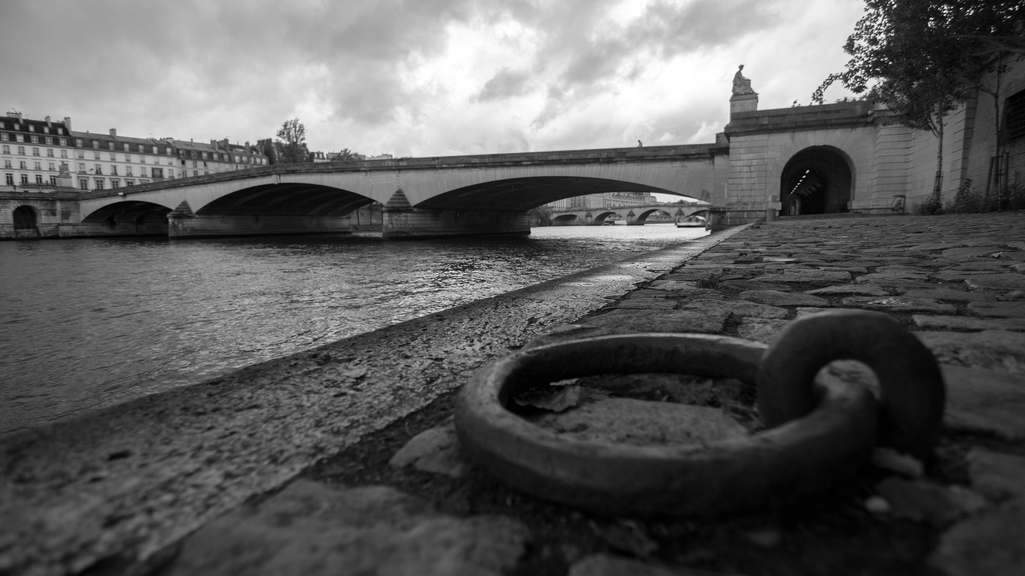 Sony SLT-A58 + 20mm F2.8 sample photo. Paris louvre photography