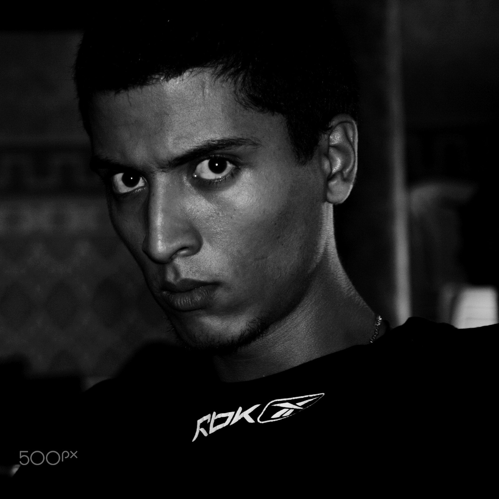 Canon EF 28-90mm f/4-5.6 sample photo. Stare photography