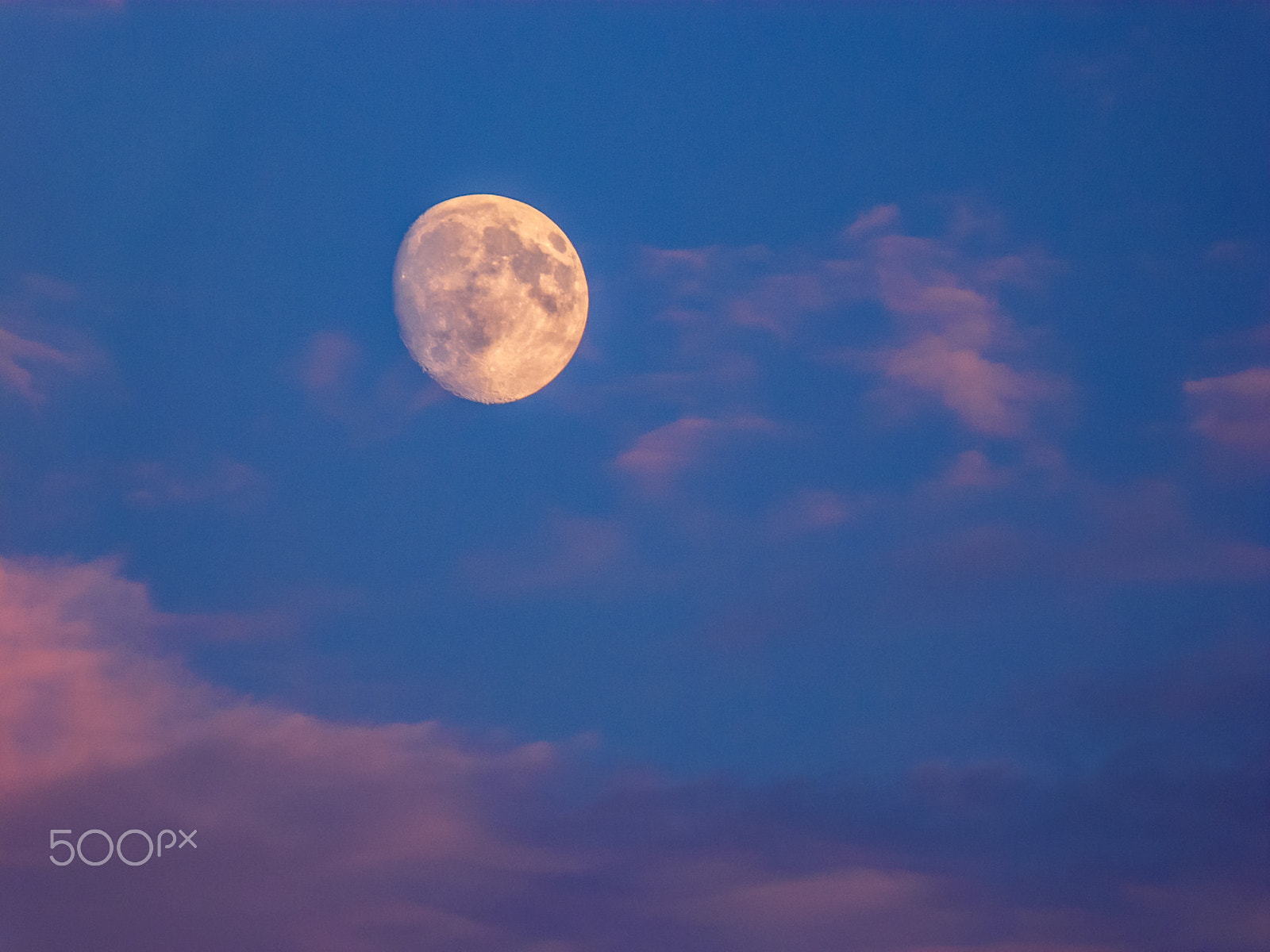 Built-in lens sample photo. Moon above lake garda photography