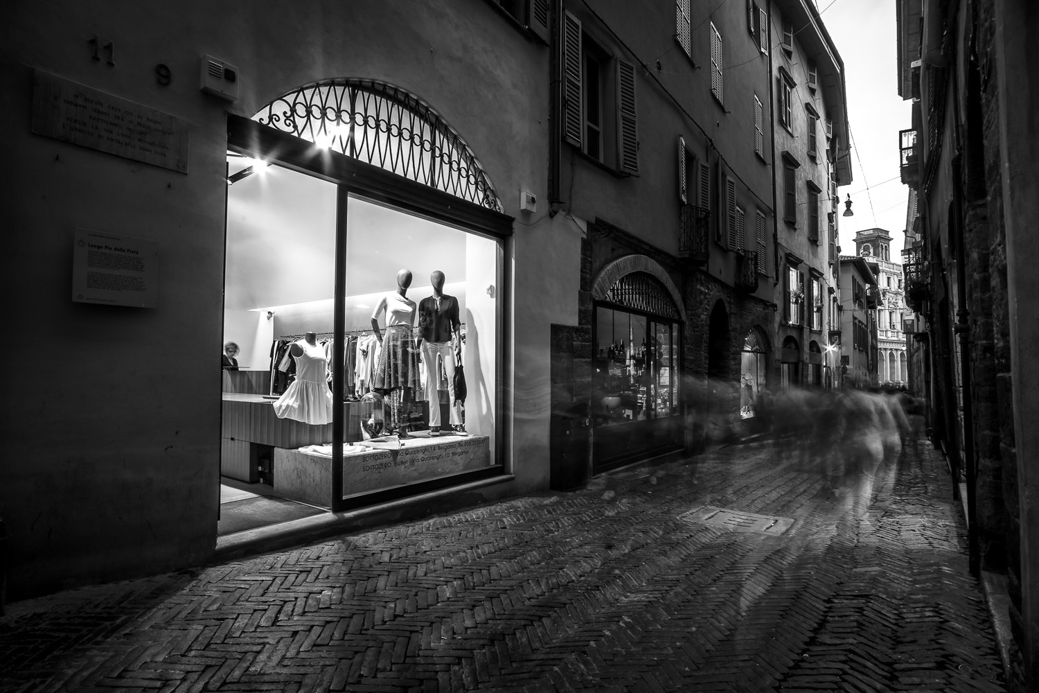 Sigma AF 10-20mm F4-5.6 EX DC sample photo. Bergamo photography