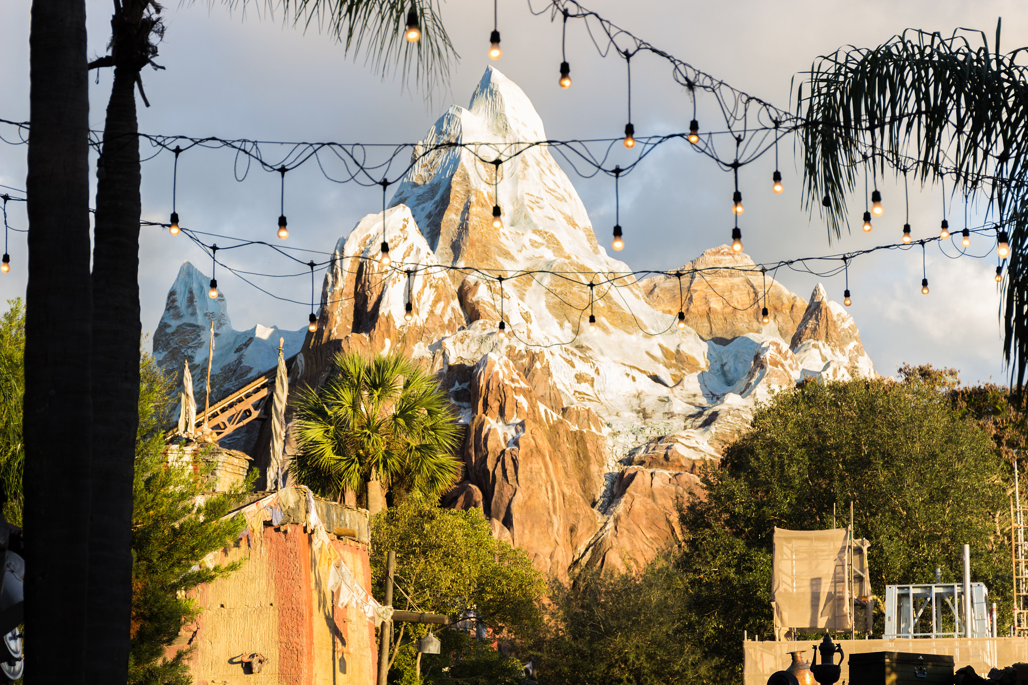 Canon EF 24-70mm F4L IS USM sample photo. Everest the ride photography