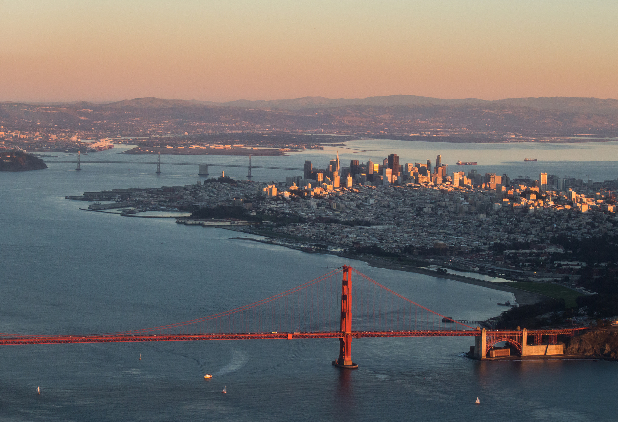 Canon EOS 100D (EOS Rebel SL1 / EOS Kiss X7) sample photo. San francisco sunset from above photography