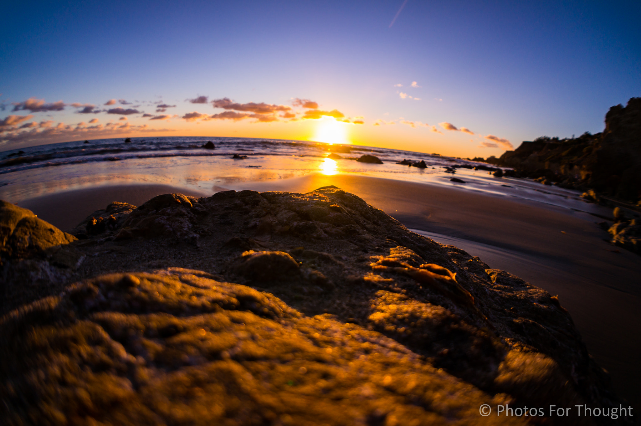 Sony Alpha NEX-5R + Sony E 16mm F2.8 sample photo. Everything changing photography