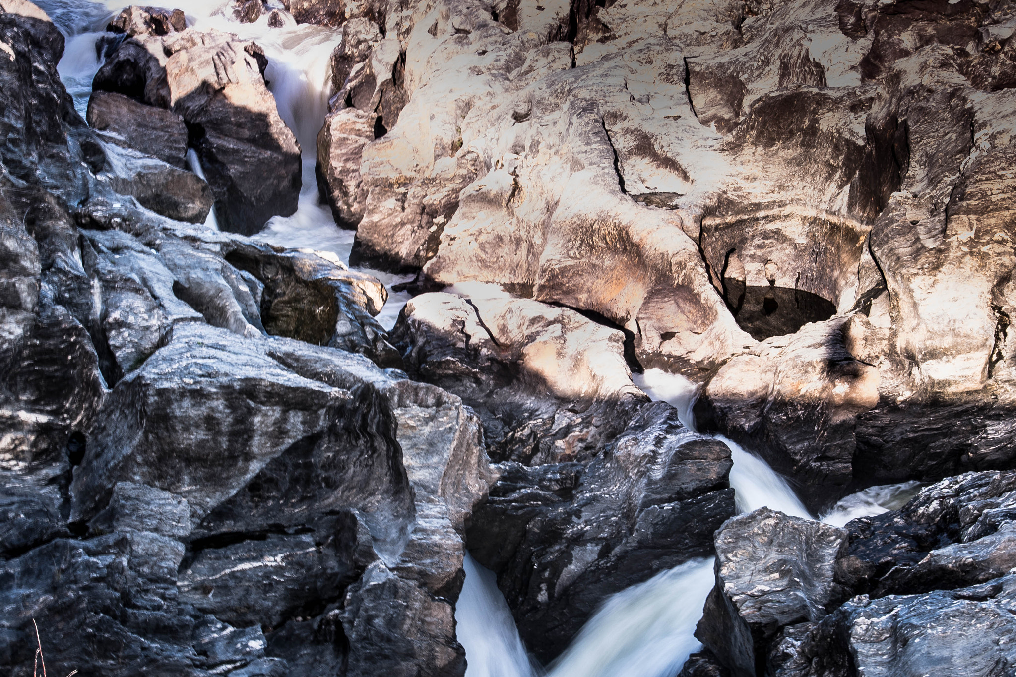 Sigma 18-200mm F3.5-6.3 II DC OS HSM sample photo. Rapids photography