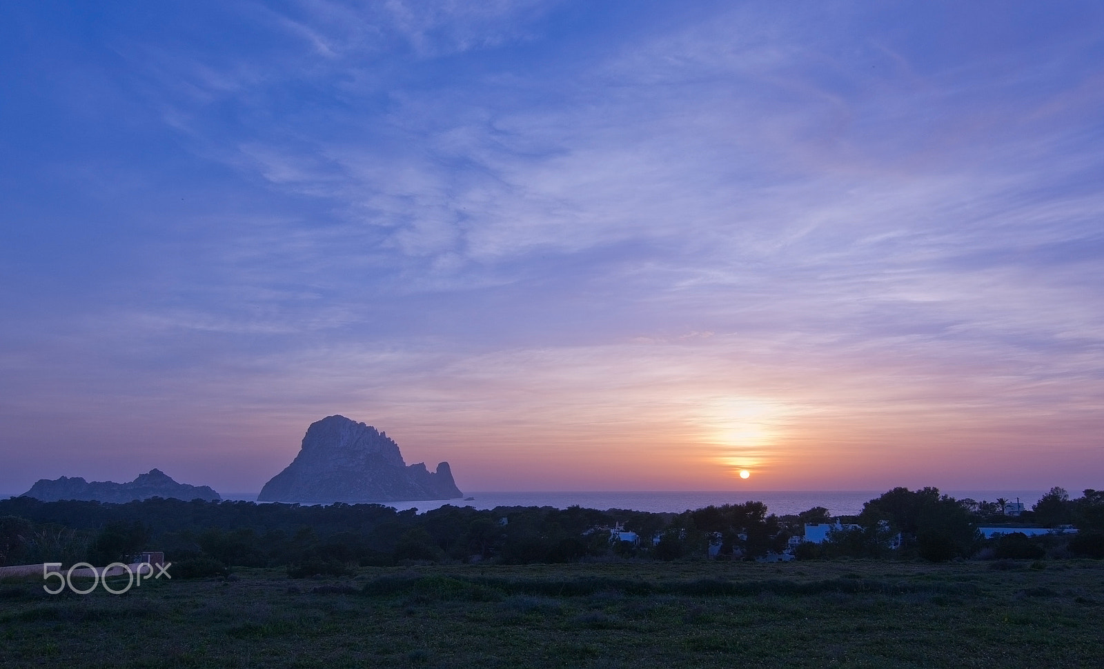 Nikon D7100 + Nikon AF-S Nikkor 28mm F1.8G sample photo. Es vedrá island photography
