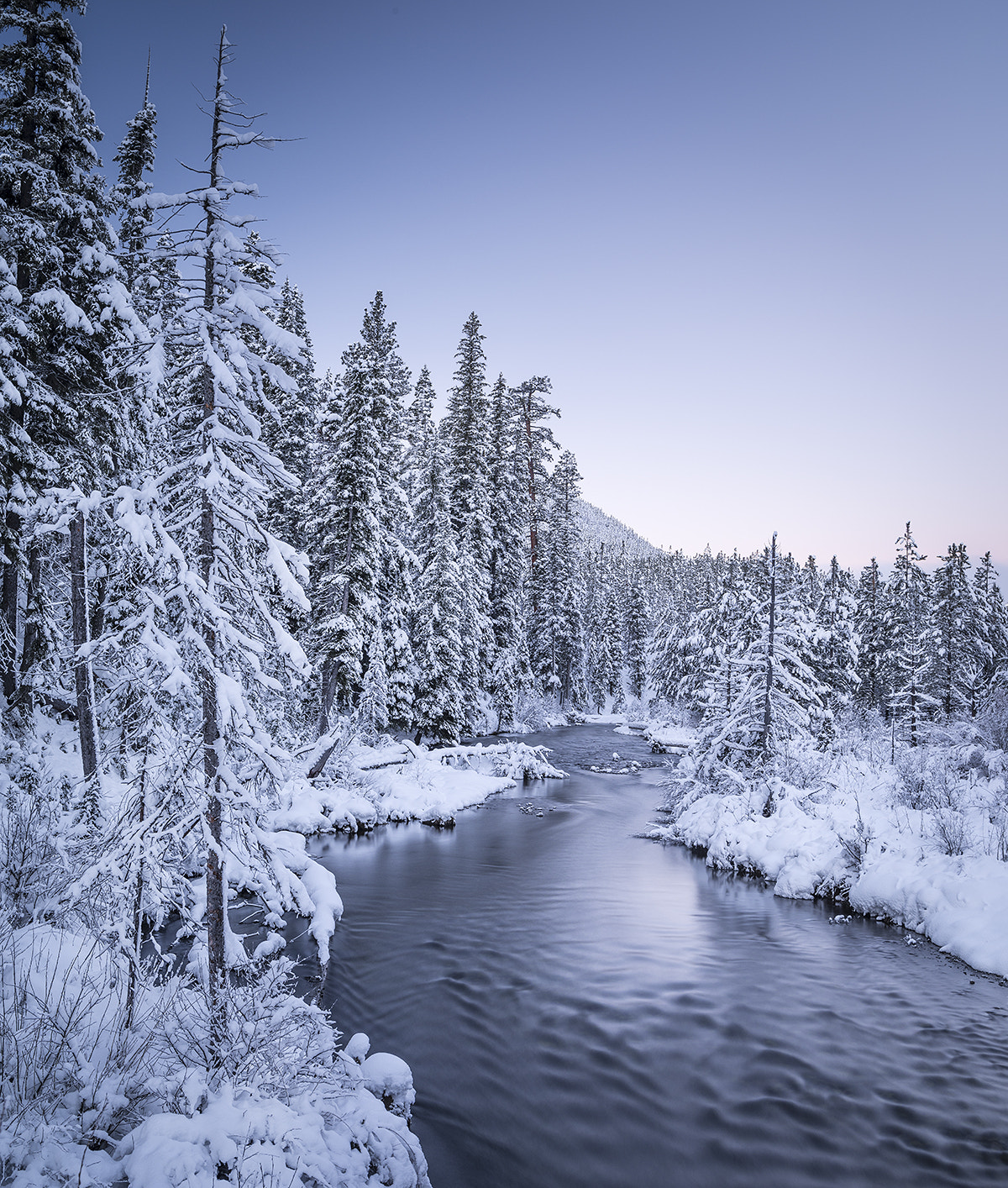 Pentax 645Z + smc PENTAX-FA 645 35mm F3.5 AL [IF] sample photo. Morning over tumalo creek photography