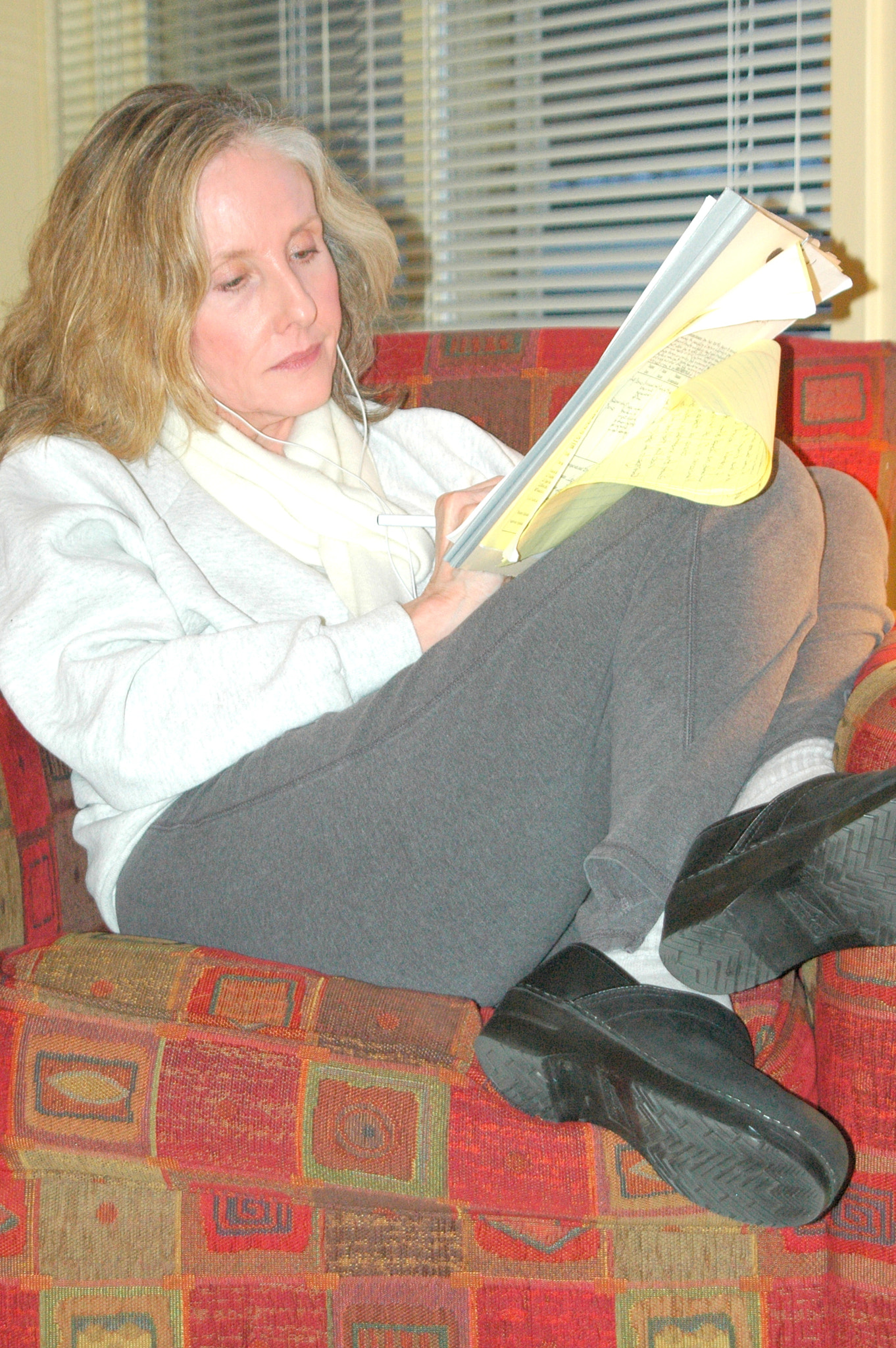 Nikon D70 sample photo. Businesswoman working. photography