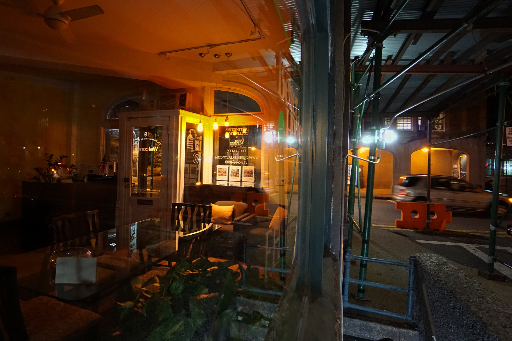 Sony a6000 + Sony E 10-18mm F4 OSS sample photo. Shop window 002 photography