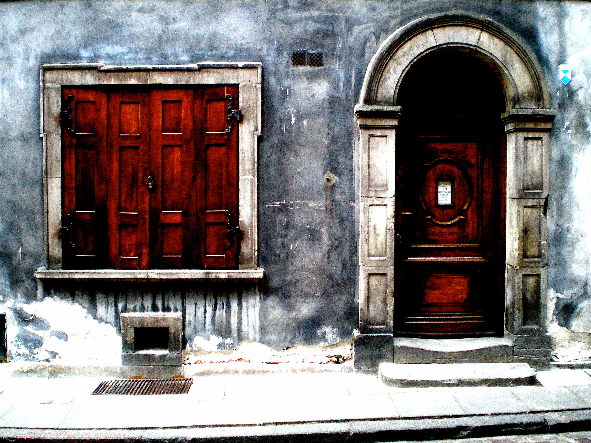 Olympus FE230/X790 sample photo. Warsaw home photography