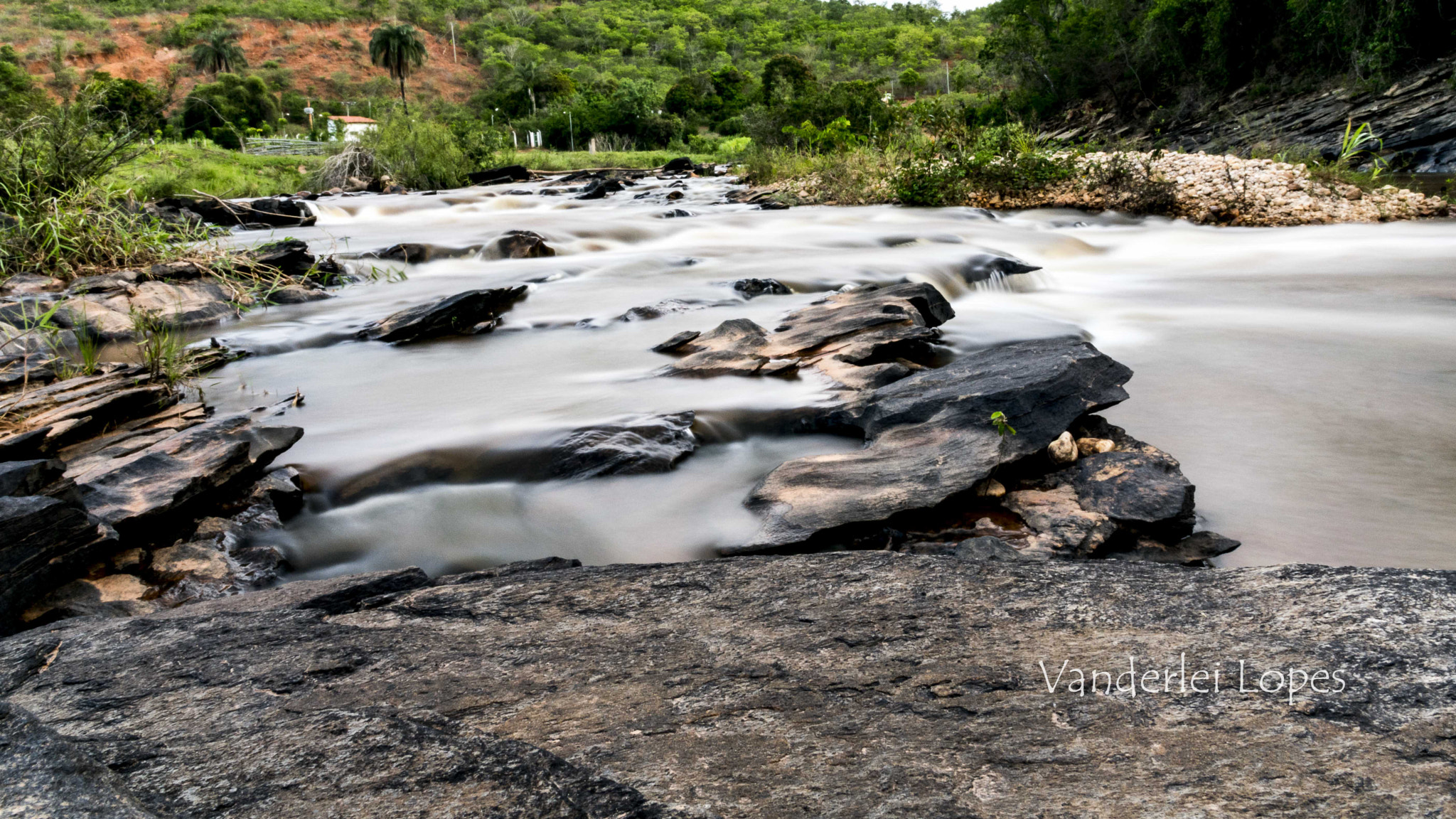 Sigma 17-70mm F2.8-4 DC Macro OS HSM | C sample photo. O rio. photography