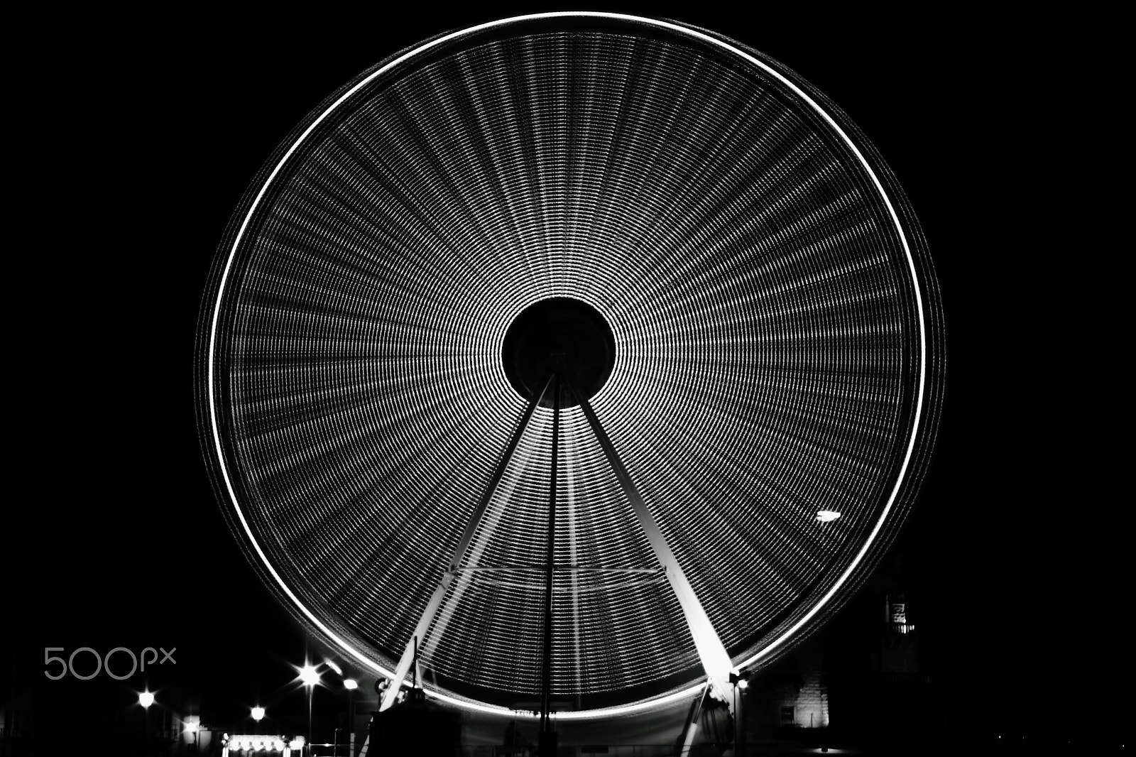Canon EF-S 18-135mm F3.5-5.6 IS sample photo. Ferris wheel... cascais 2015 photography