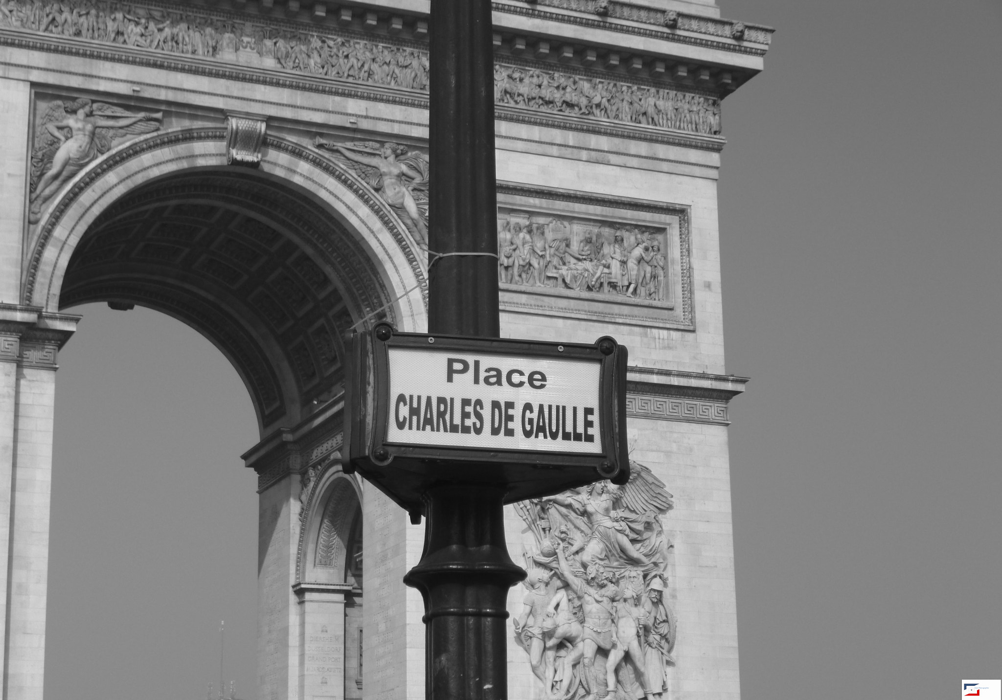 Panasonic DMC-SZ3 sample photo. Place charles de gaulle photography