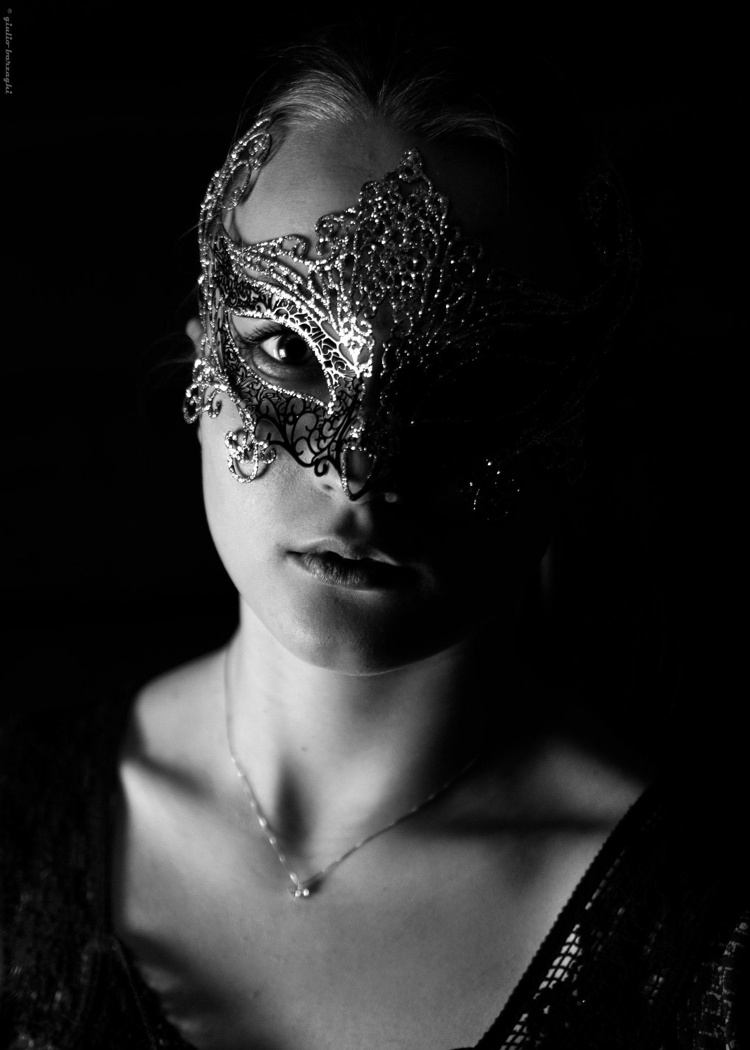 Canon EOS 600D (Rebel EOS T3i / EOS Kiss X5) + Canon EF 35mm F2 IS USM sample photo. Andreea photography