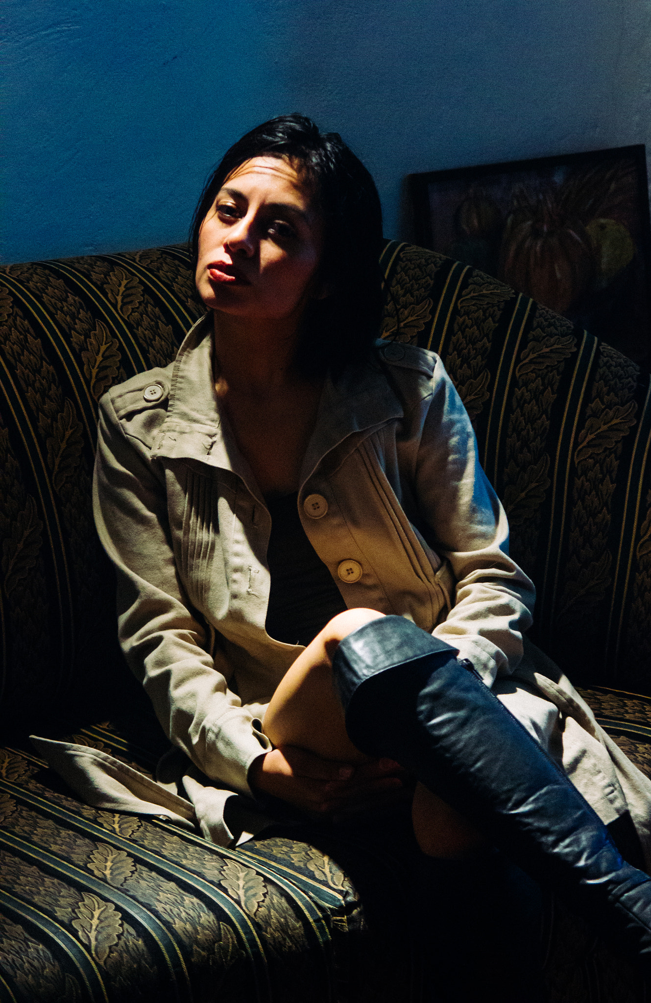 Canon EF 28-80mm f/2.8-4L sample photo. Femme photography