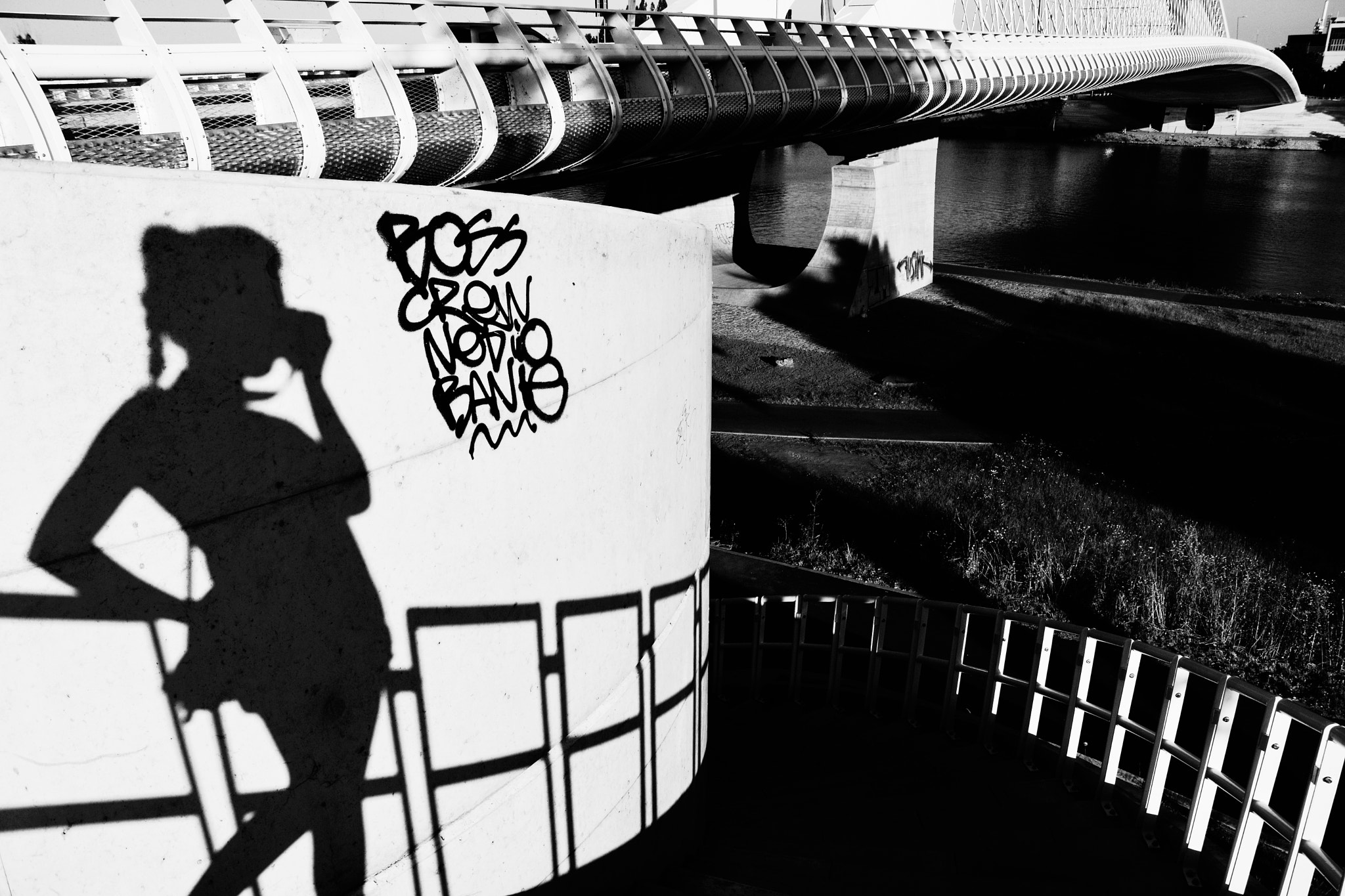 v2?sig=1882f5cd6987fe4e5d3d2032b08eaddb9