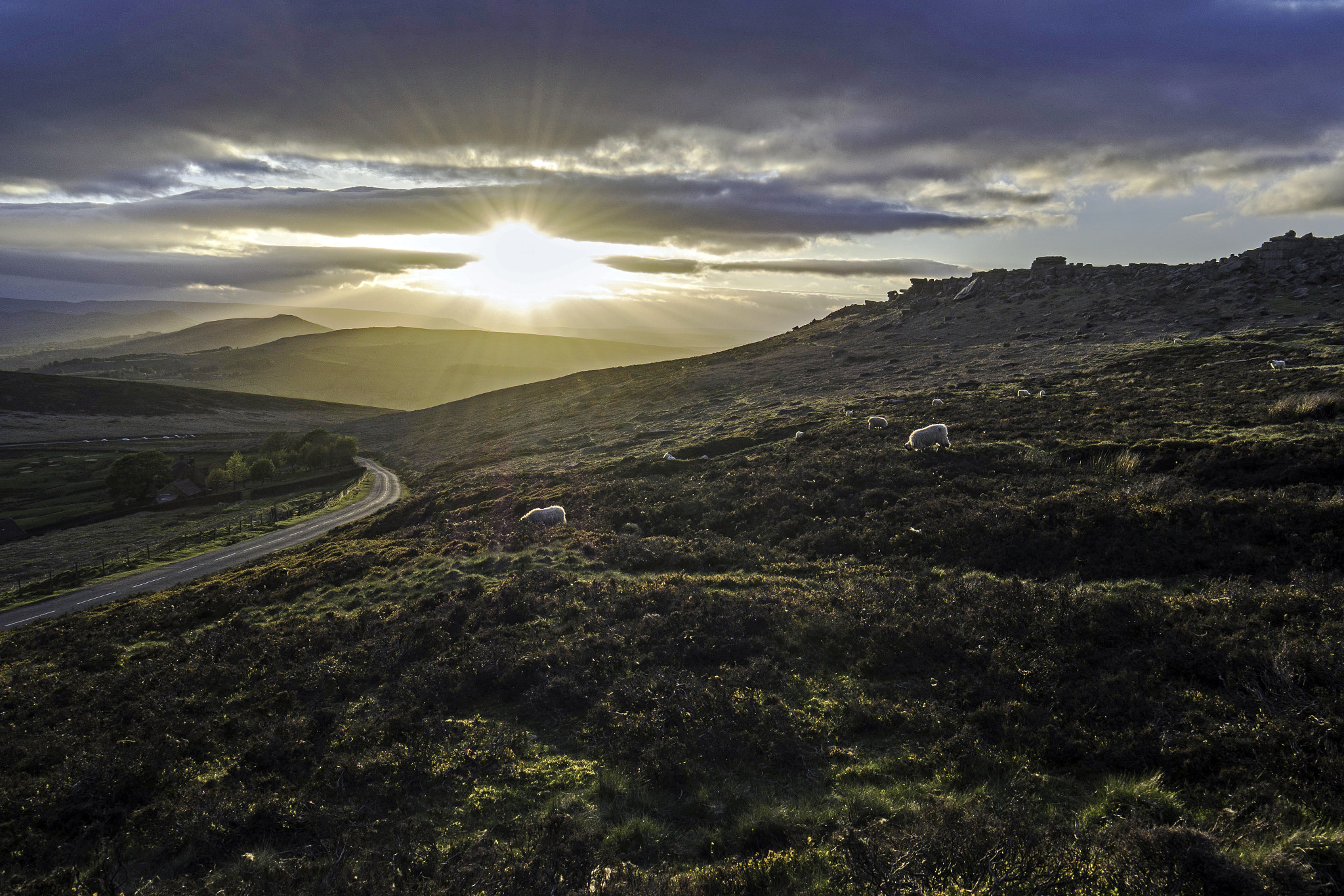 Samsung NX300 + Samsung NX 12-24mm F4-5.6 ED sample photo. Stanage edge sunset photography