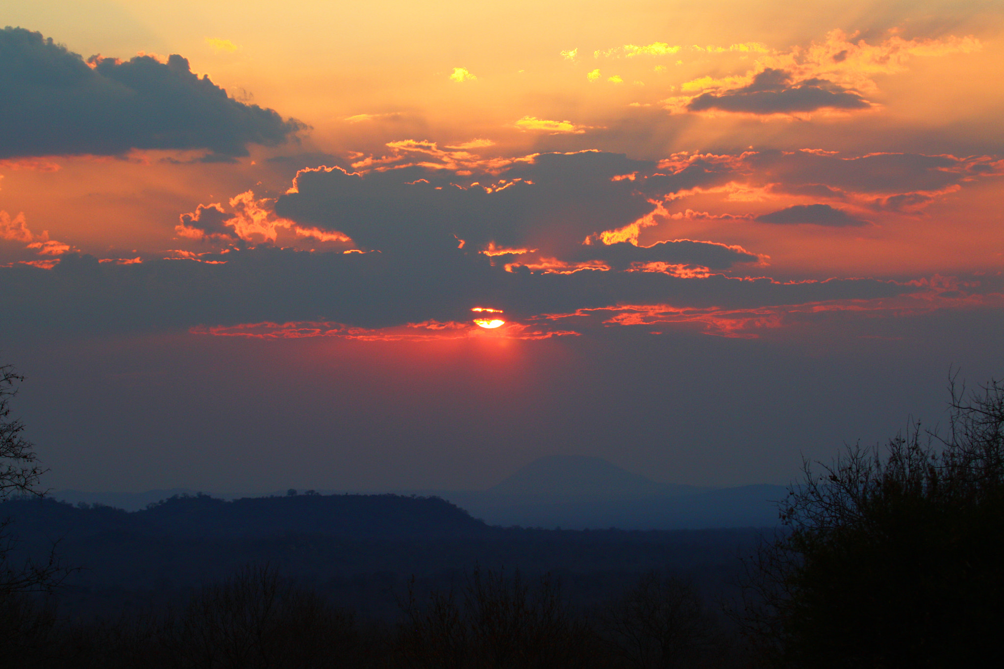 Canon EF 100-400mm F4.5-5.6L IS USM sample photo. Ruaha sunset photography