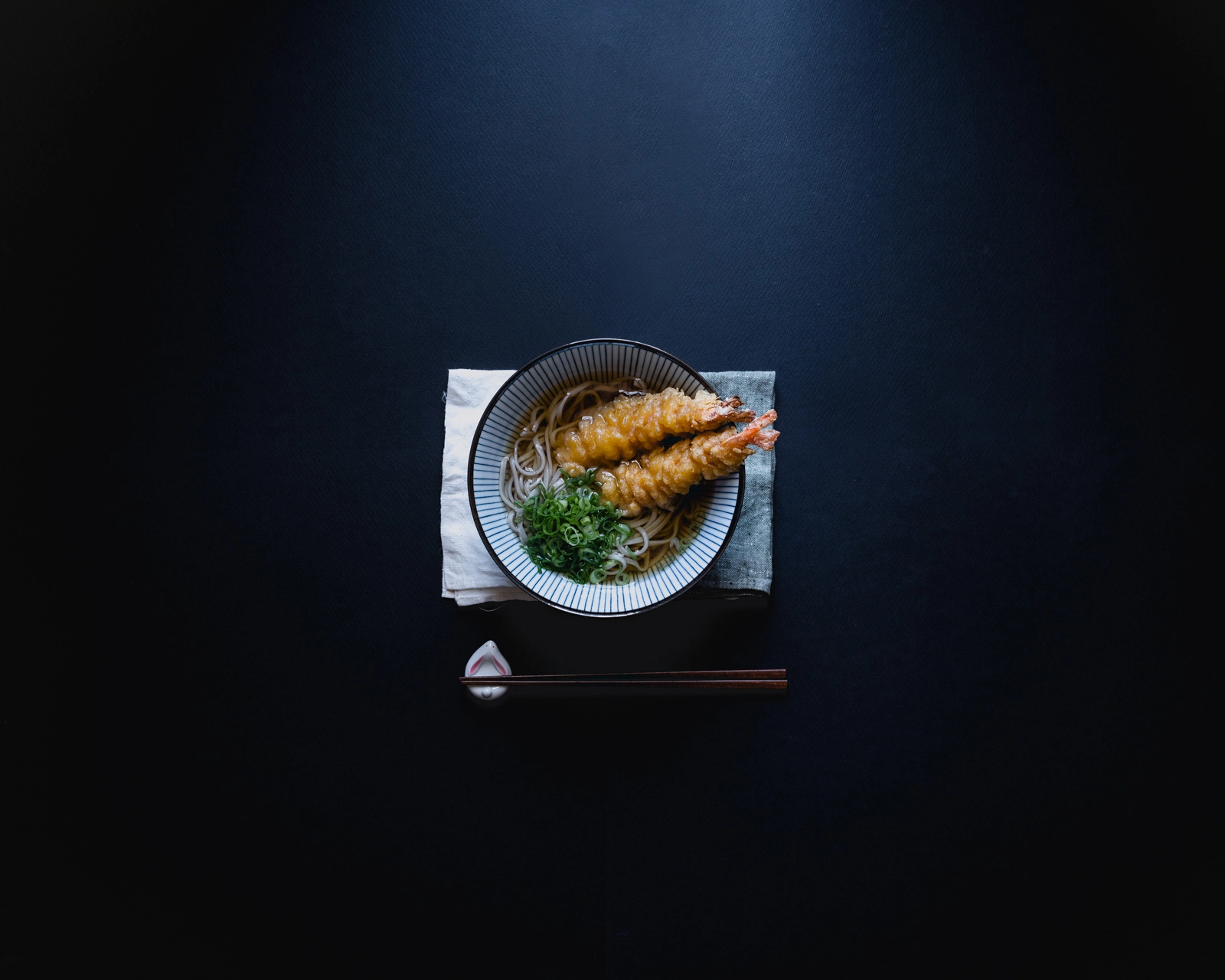Nikon D610 + AF-S Nikkor 35mm f/1.8G sample photo. Soba noodles with crunchy shrimp tempura. photography