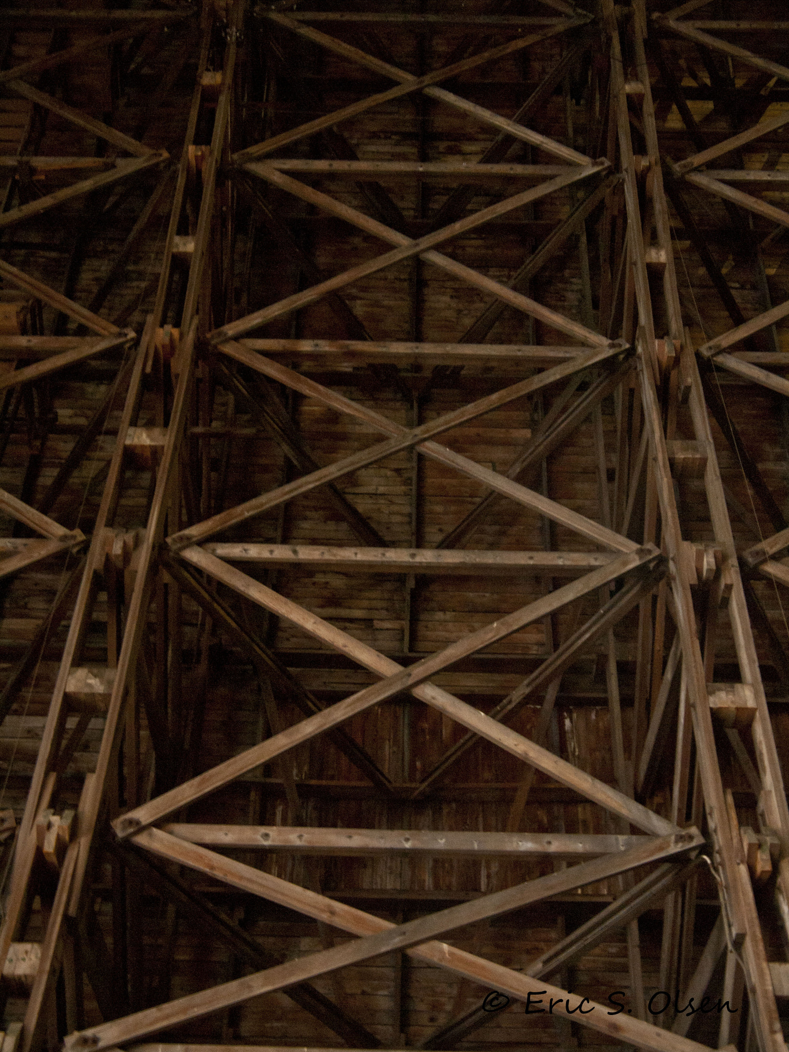 Olympus PEN E-P1 sample photo. Old blimp hanger photography