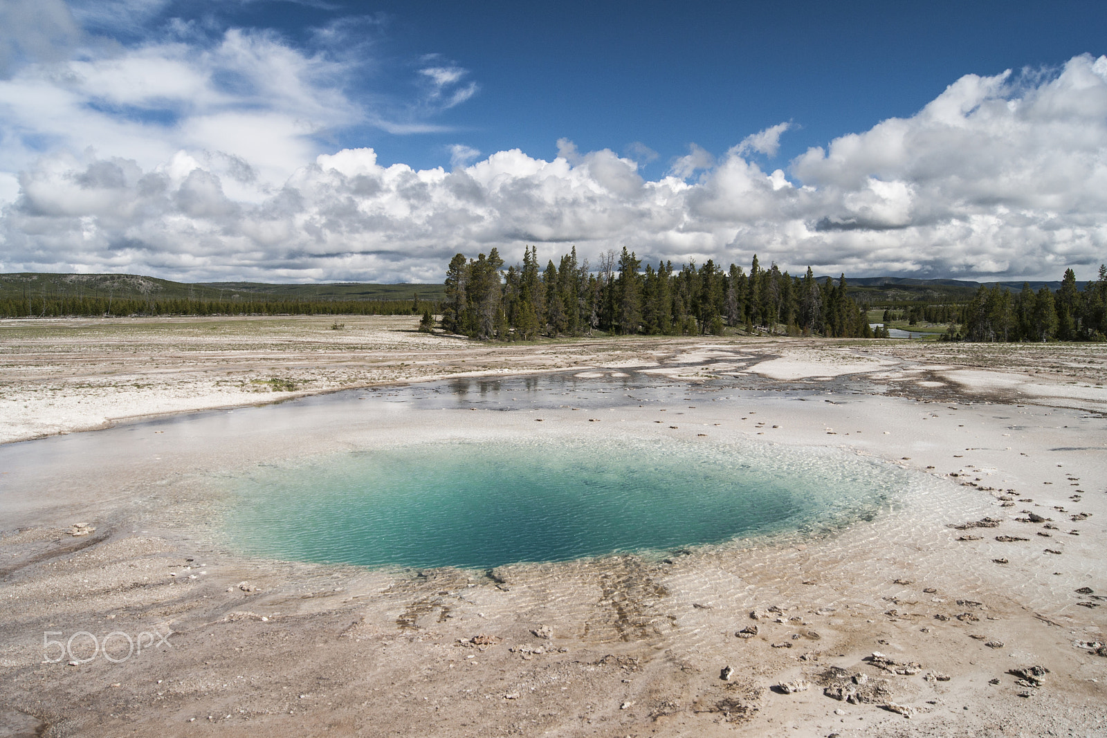 Sony Alpha DSLR-A700 + Sony DT 18-55mm F3.5-5.6 SAM sample photo. Light blue pool photography