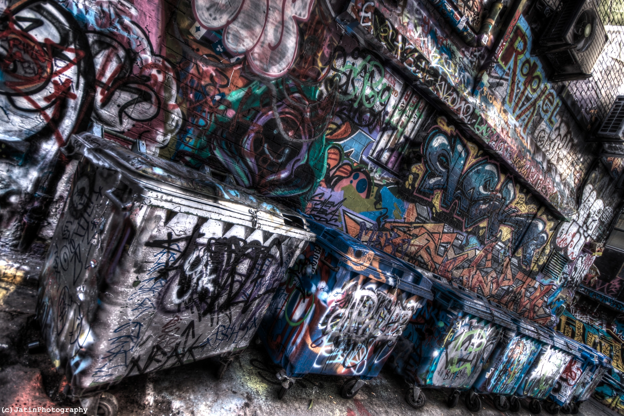 Sigma 10-20mm F4-5.6 EX DC HSM sample photo. Garbage bins get a makeover! photography