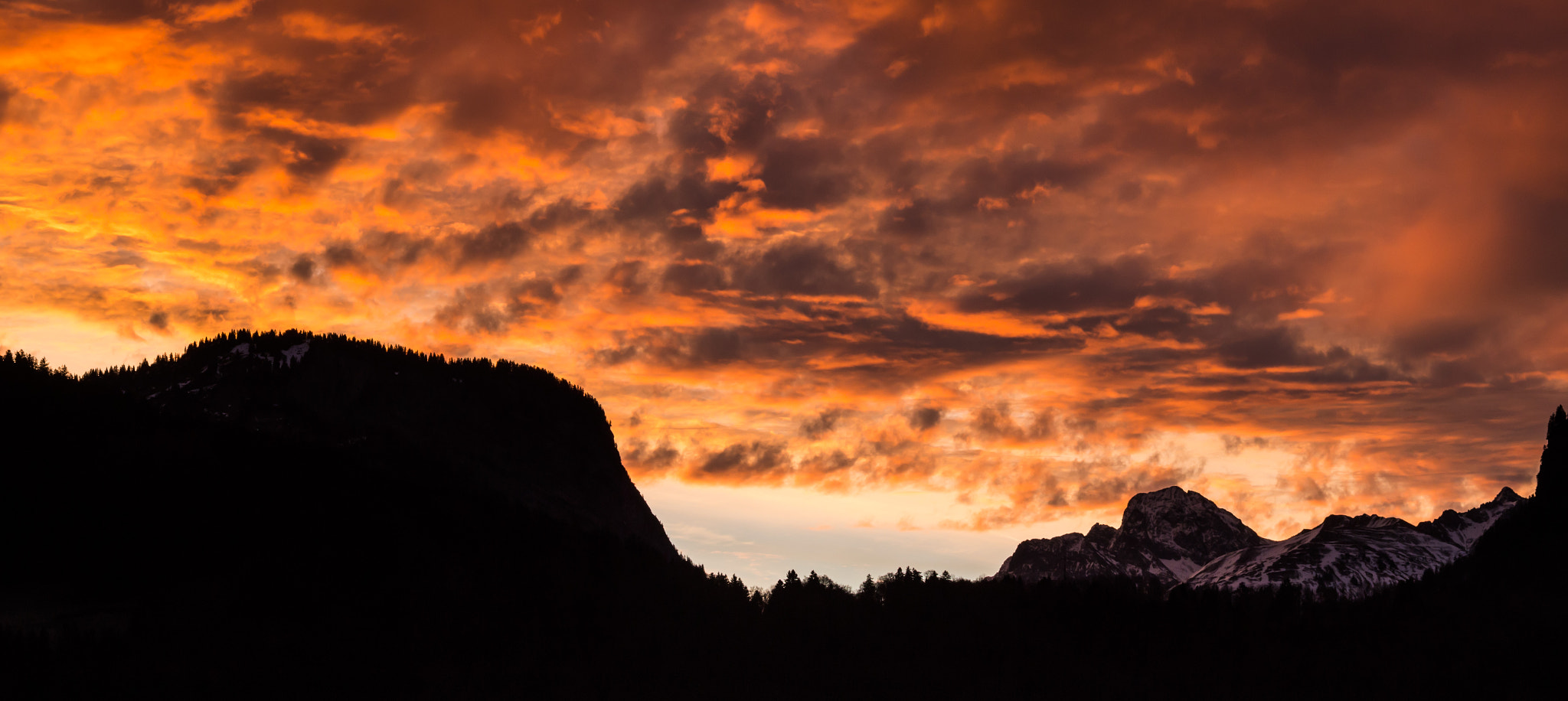 Canon EOS 70D + Canon EF 50mm f/1.8 sample photo. Austrian sunrise photography
