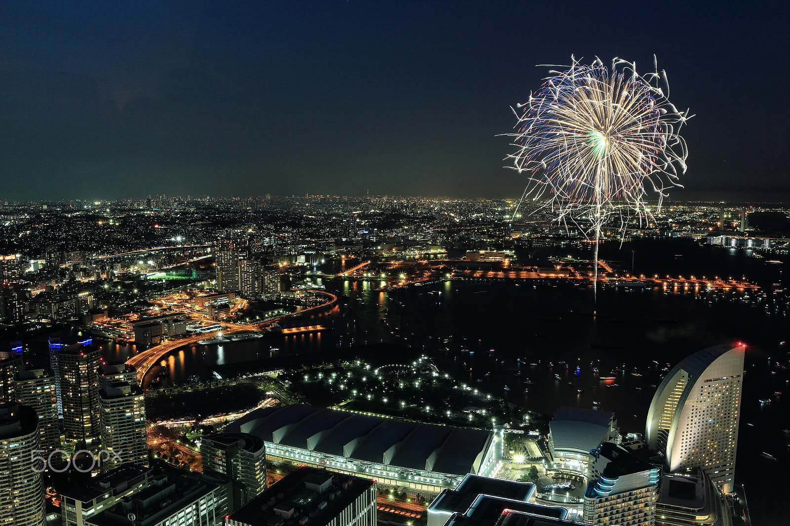 Canon EOS 700D (EOS Rebel T5i / EOS Kiss X7i) sample photo. Yokohama night view photography