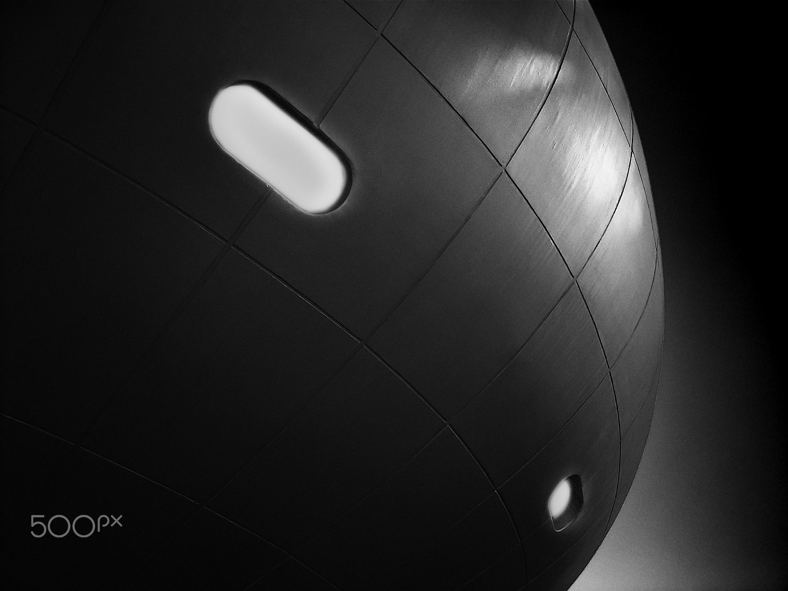 Ricoh Caplio R30 sample photo. Spaceship photography