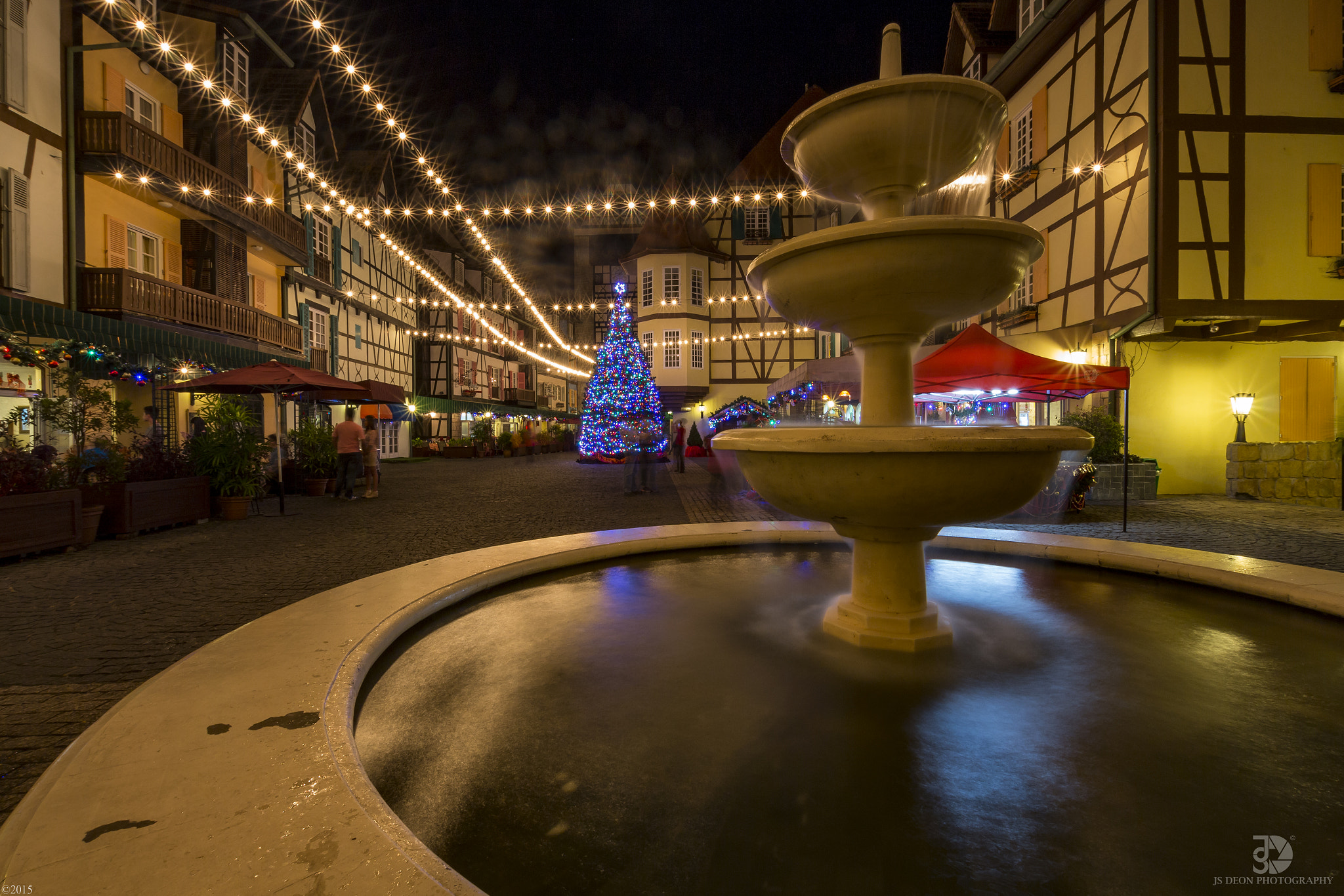 Sigma 10-20mm F3.5 EX DC HSM sample photo. New year eve photography