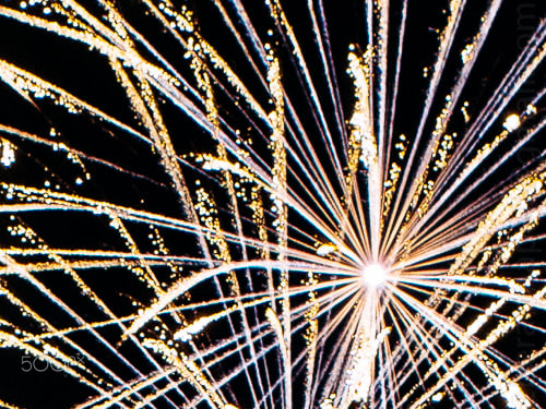Olympus OM-D E-M10 + OLYMPUS 14-54mm Lens sample photo. Closed up of fireworks photography