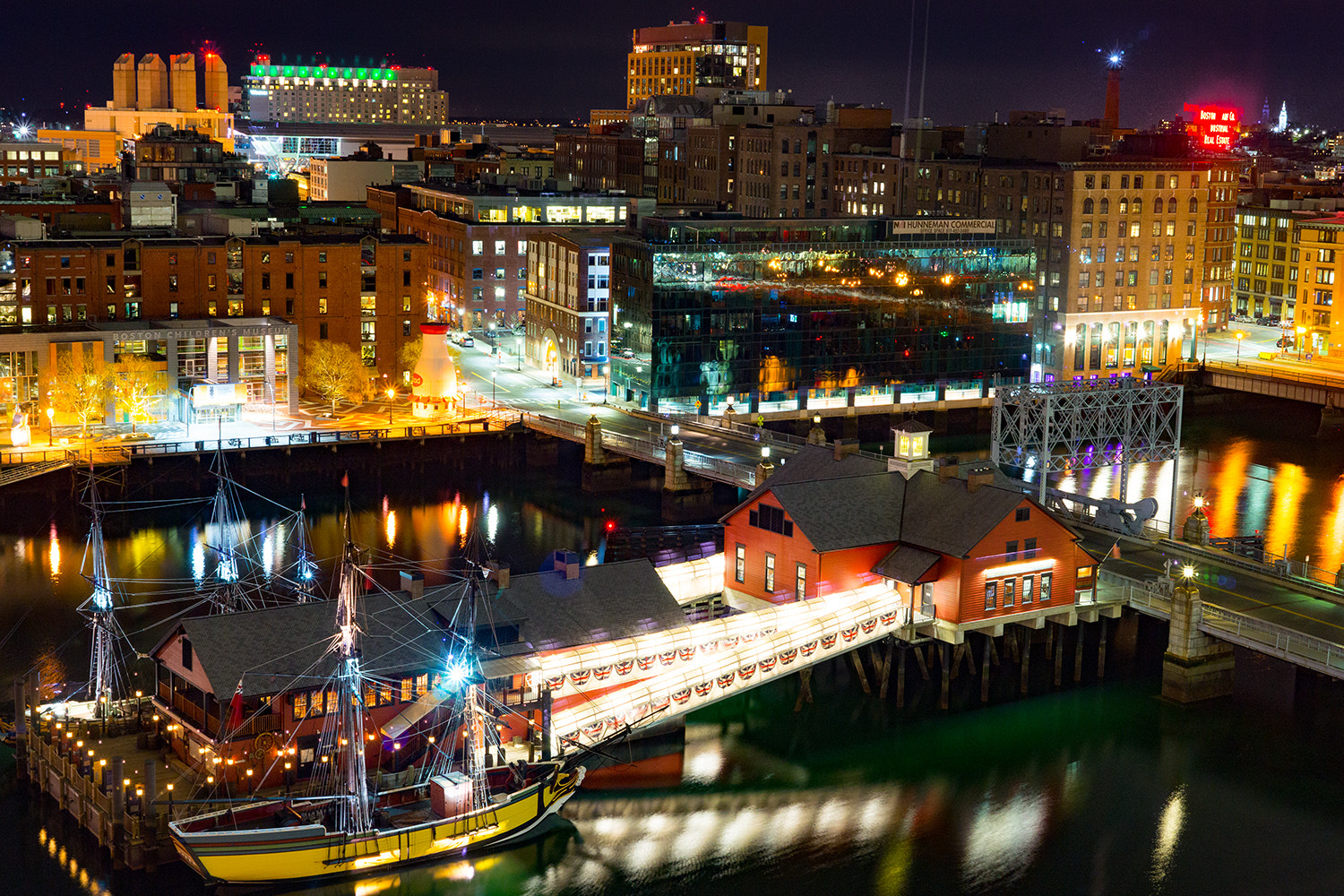 Sony a99 II + Sony 50mm F2.8 Macro sample photo. Boston night digital photography