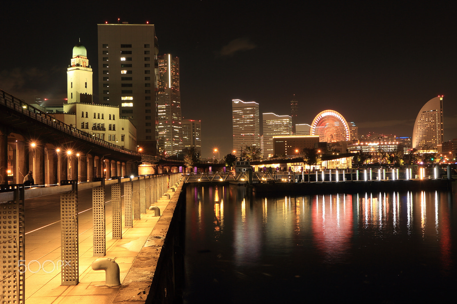 Canon EOS 700D (EOS Rebel T5i / EOS Kiss X7i) sample photo. Seaside yokohama photography