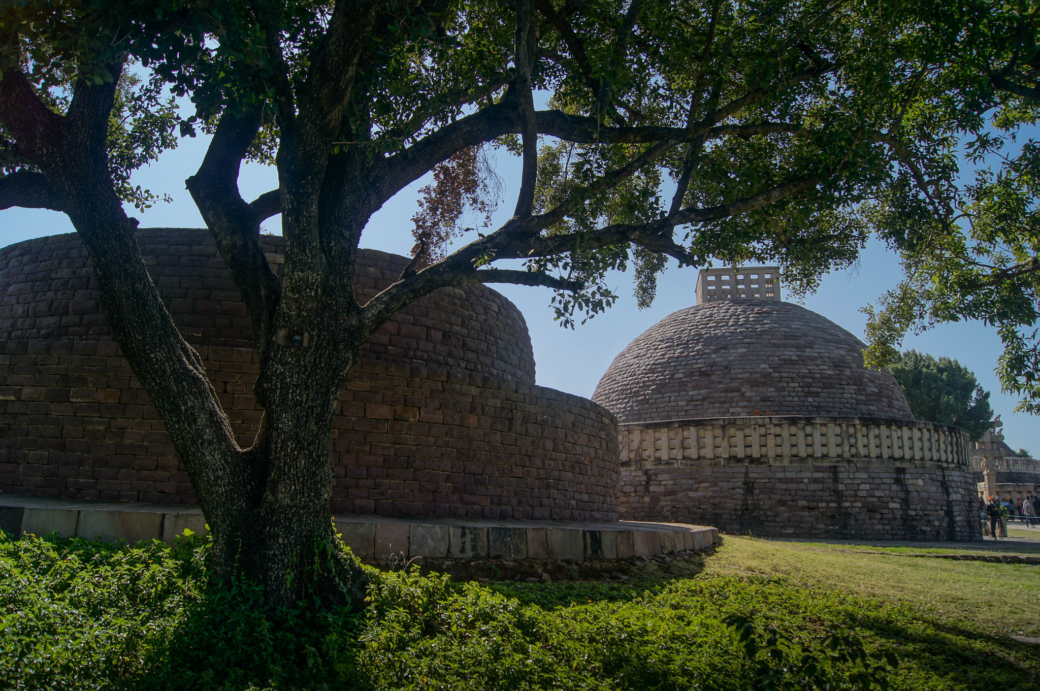 Sony Alpha DSLR-A580 sample photo. Great stupa in sanchi photography