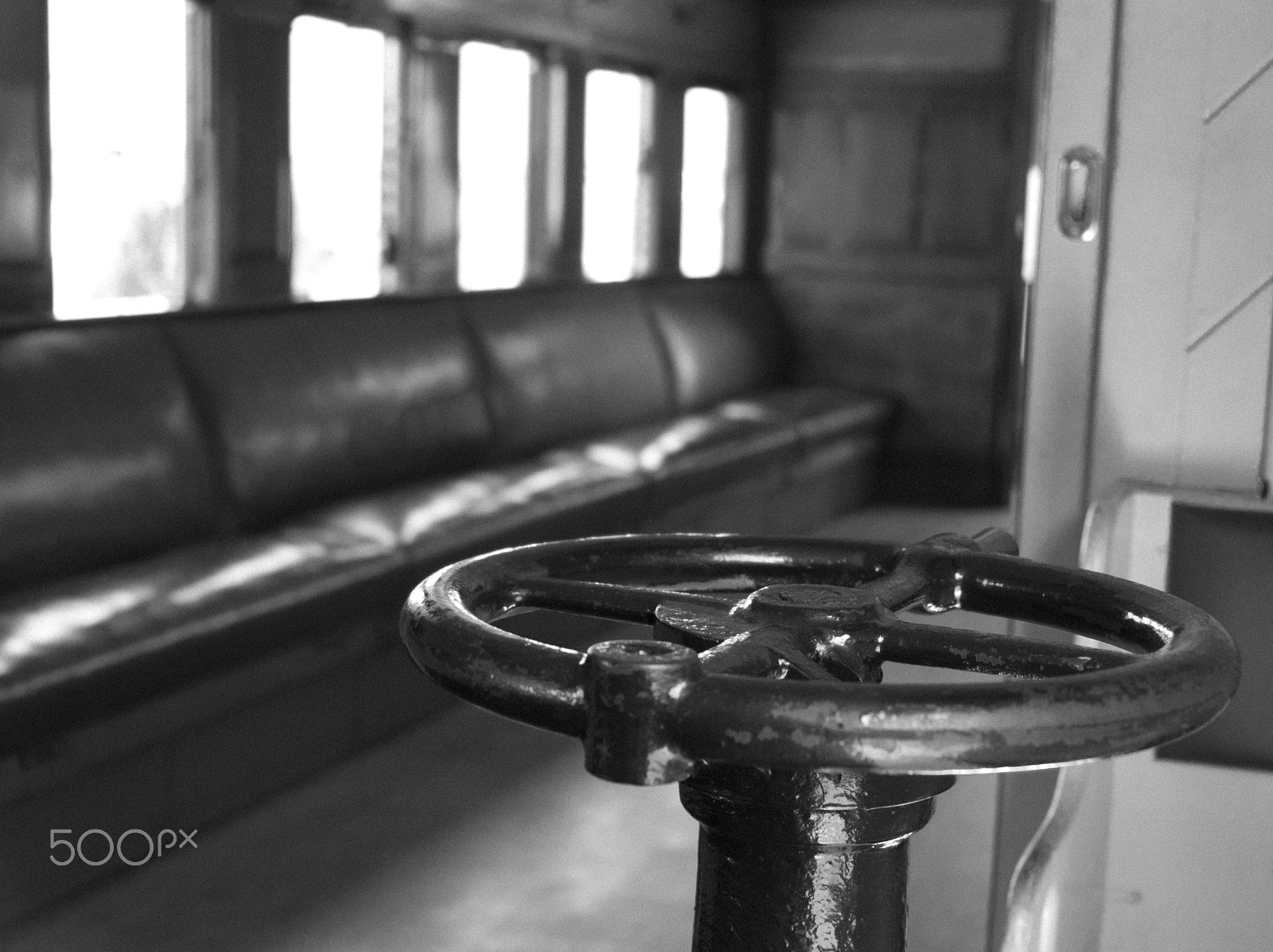 Canon EF 28-300mm F3.5-5.6L IS USM sample photo. Trains 005 photography