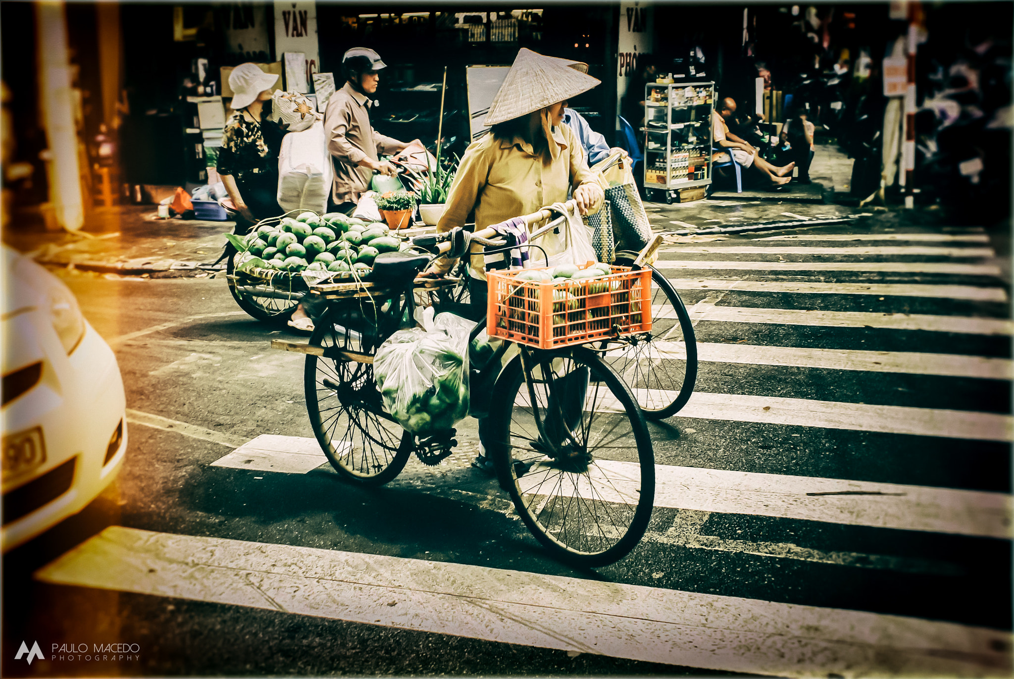 AF Zoom-Nikkor 28-85mm f/3.5-4.5 sample photo. Hanoi photography