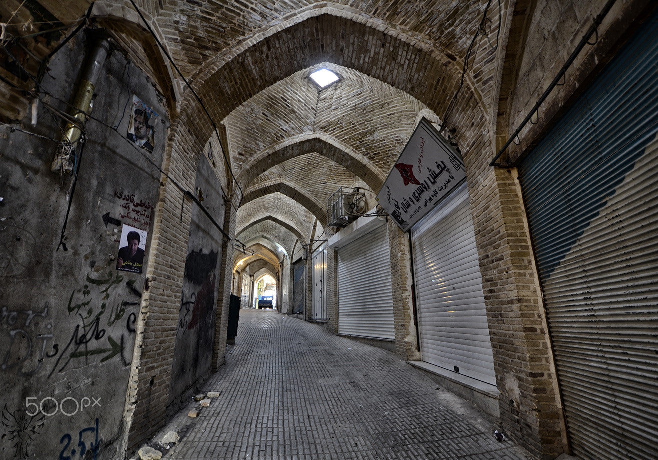 AF Zoom-Nikkor 75-240mm f/4.5-5.6D sample photo. Kermanshah bazaar photography