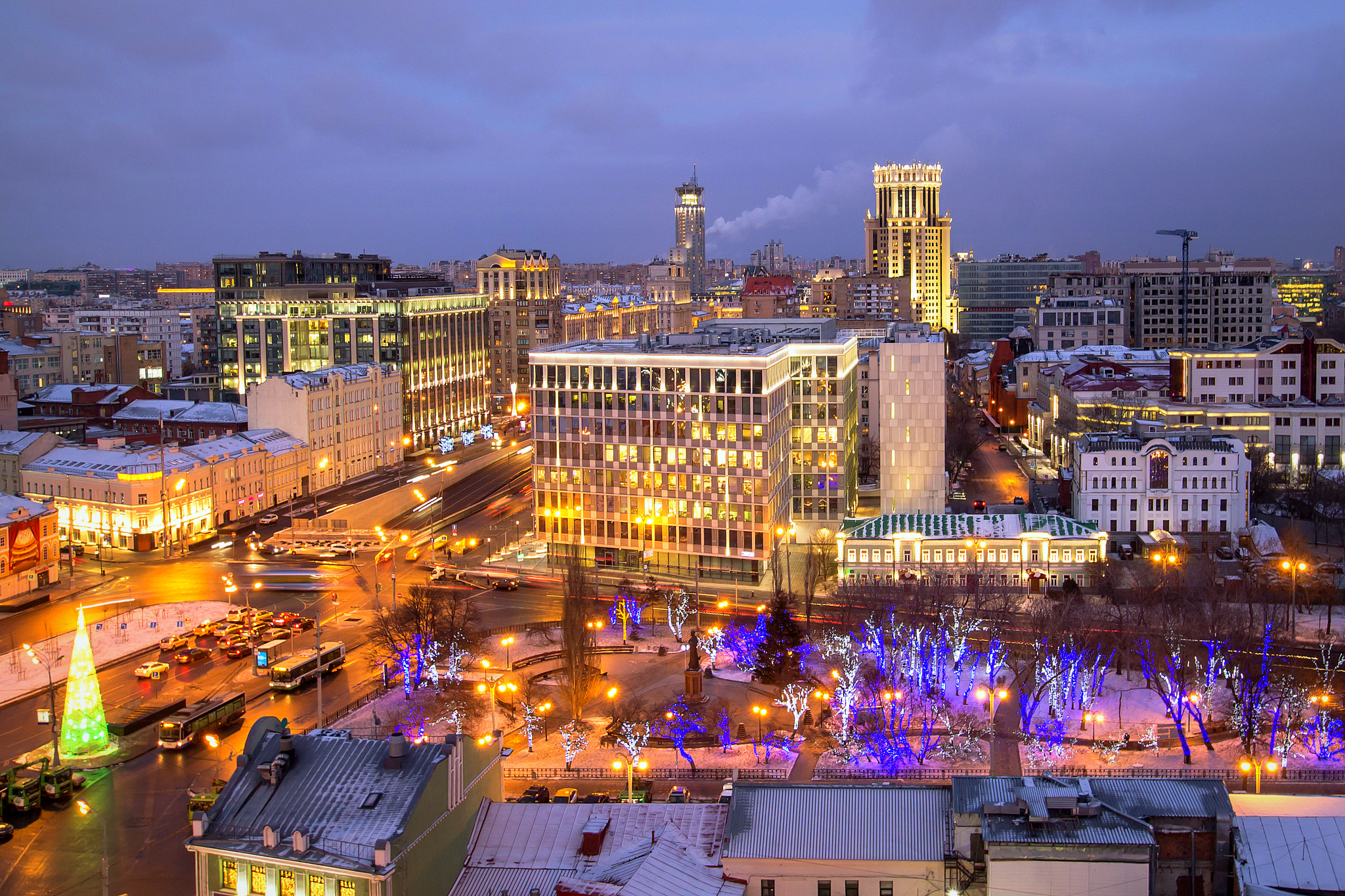 Sigma 10-20mm F3.5 EX DC HSM sample photo. Christmas moscow photography