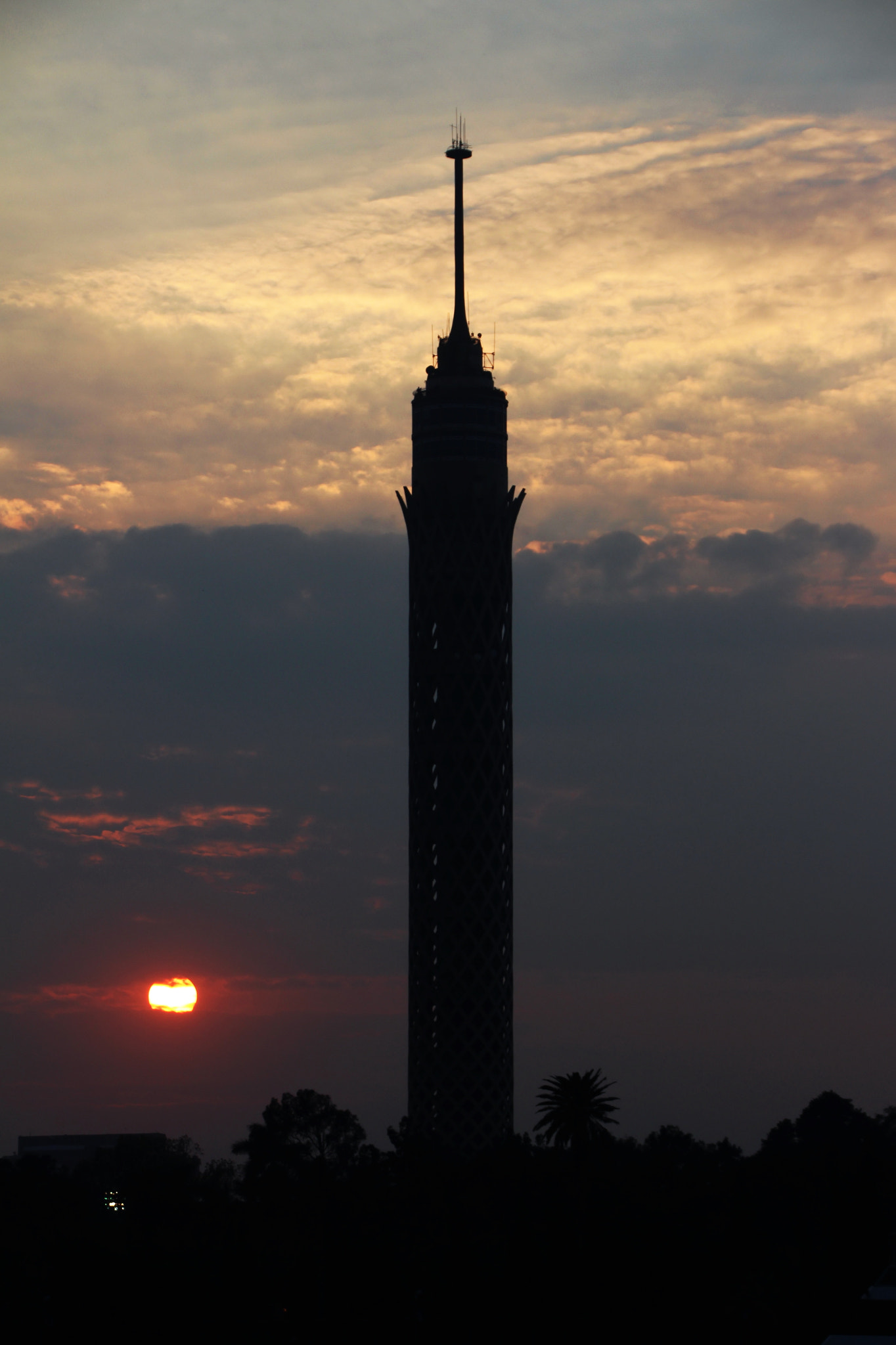 Canon EF 75-300mm F4.0-5.6 IS USM sample photo. Cairo tower photography