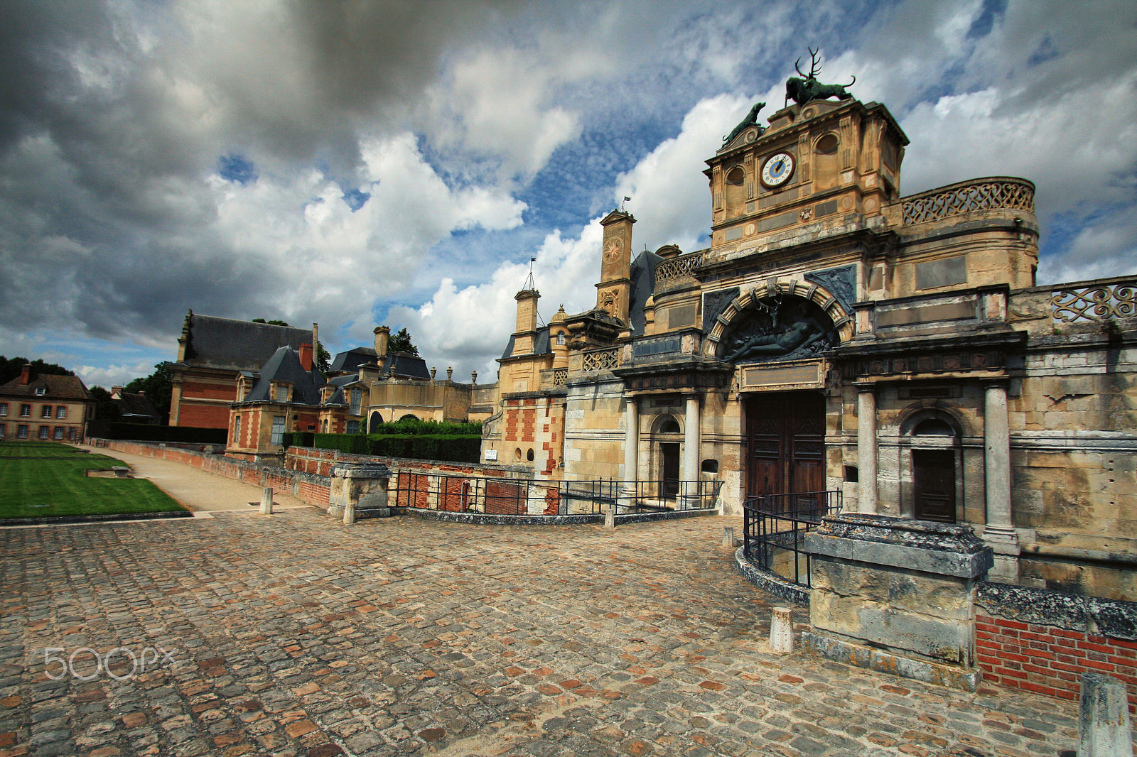 Sigma 10-20mm F3.5 EX DC HSM sample photo. Château d'anet photography