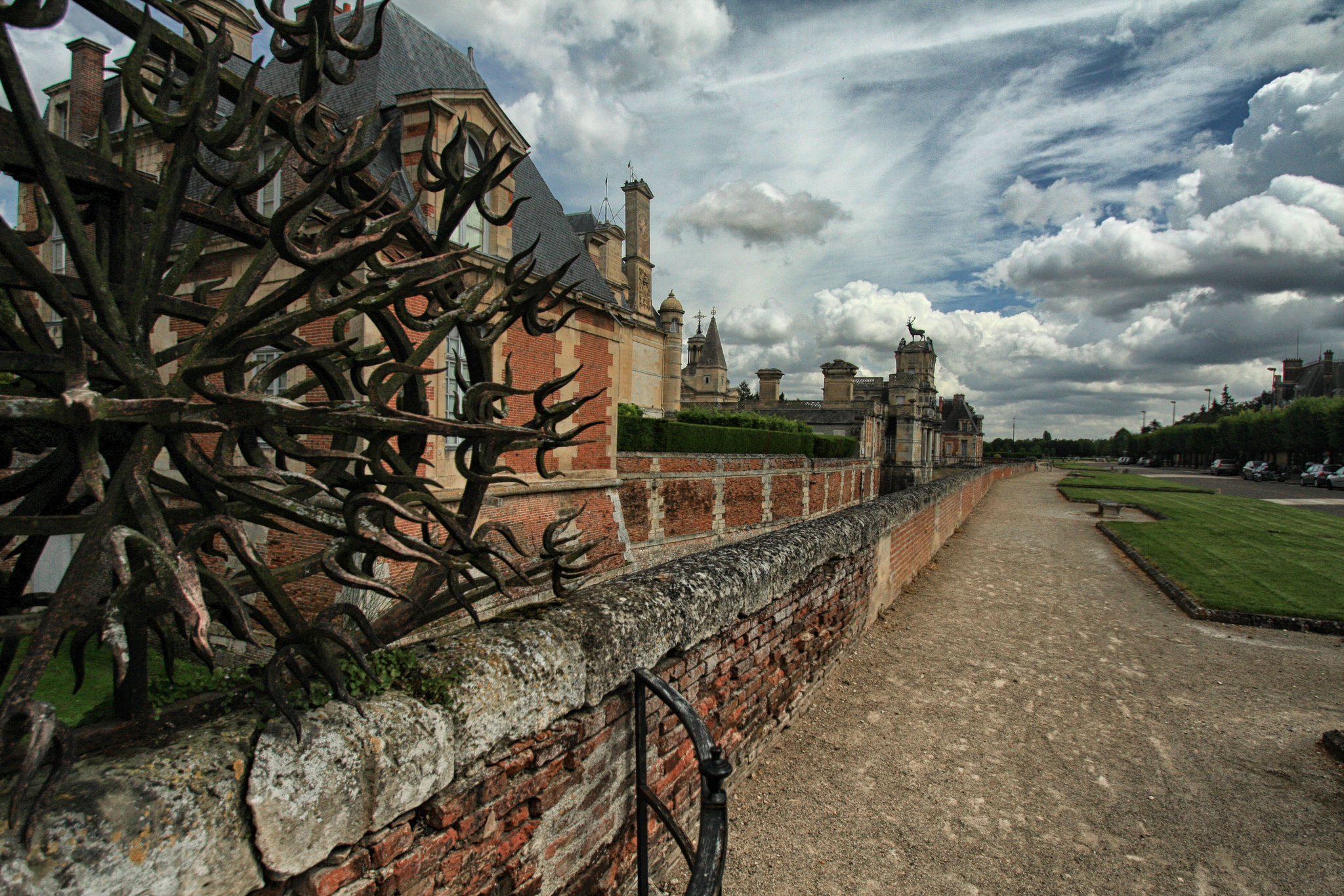 Sigma 10-20mm F3.5 EX DC HSM sample photo. Château d'anet photography