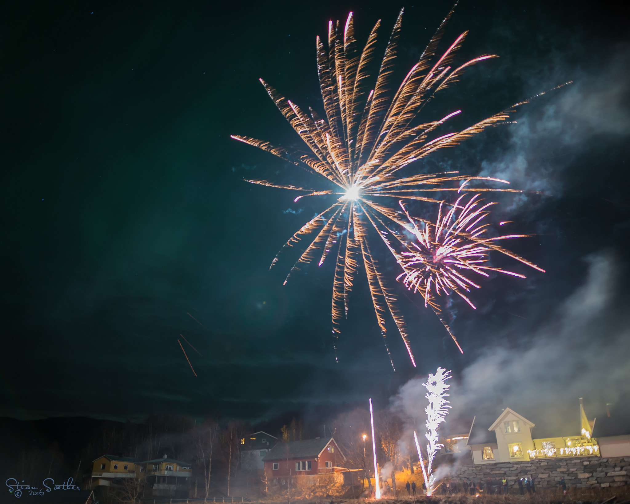 Sigma 24mm F1.4 DG HSM Art sample photo. New year 2016, norway photography