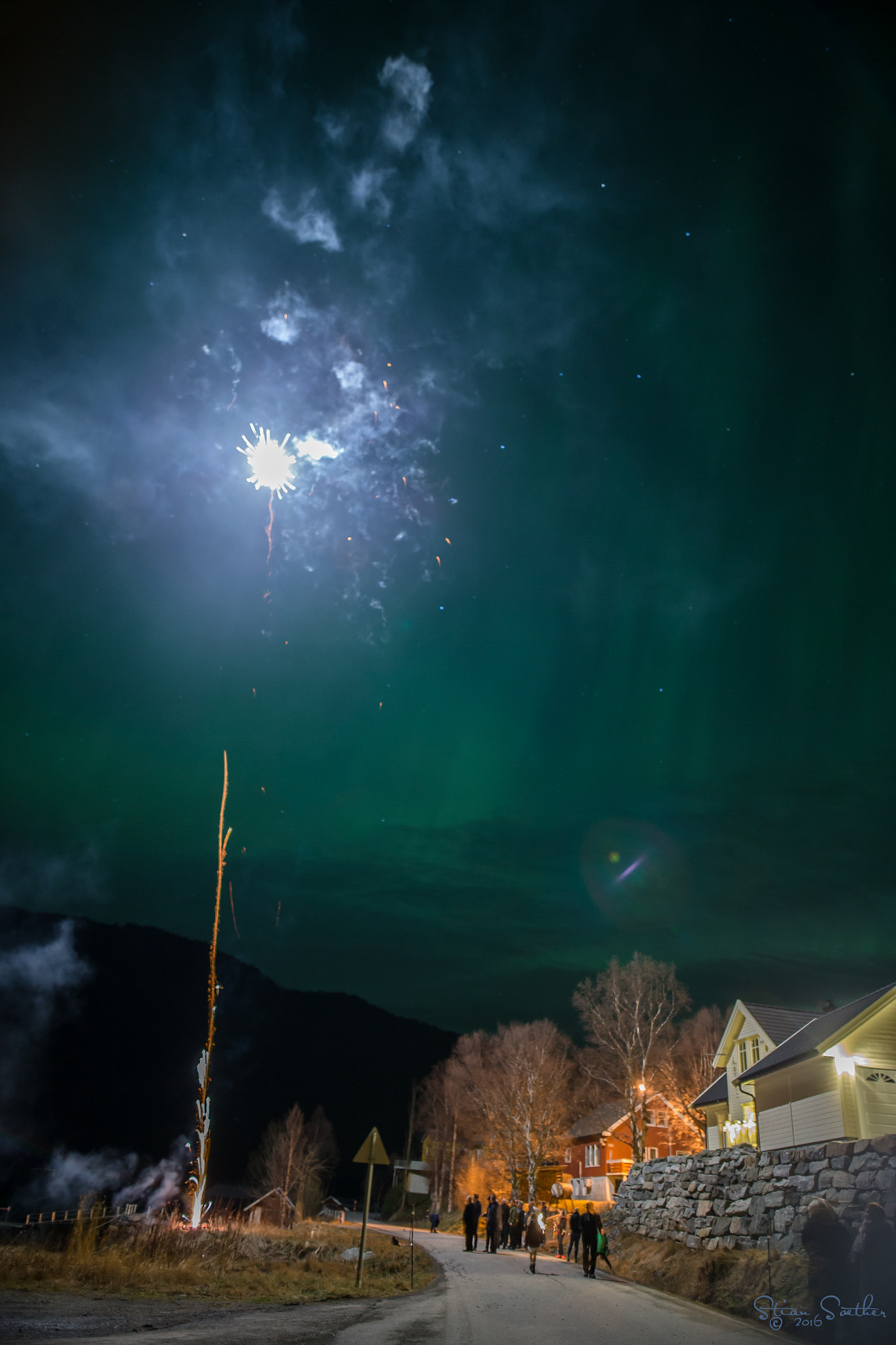 Sigma 24mm F1.4 DG HSM Art sample photo. New year 2016, norway photography