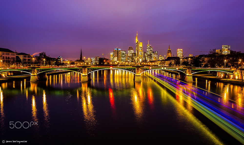 Nikon D600 + Nikon AF-S Nikkor 24mm F1.4G ED sample photo. Stripes / #frankfurt photography