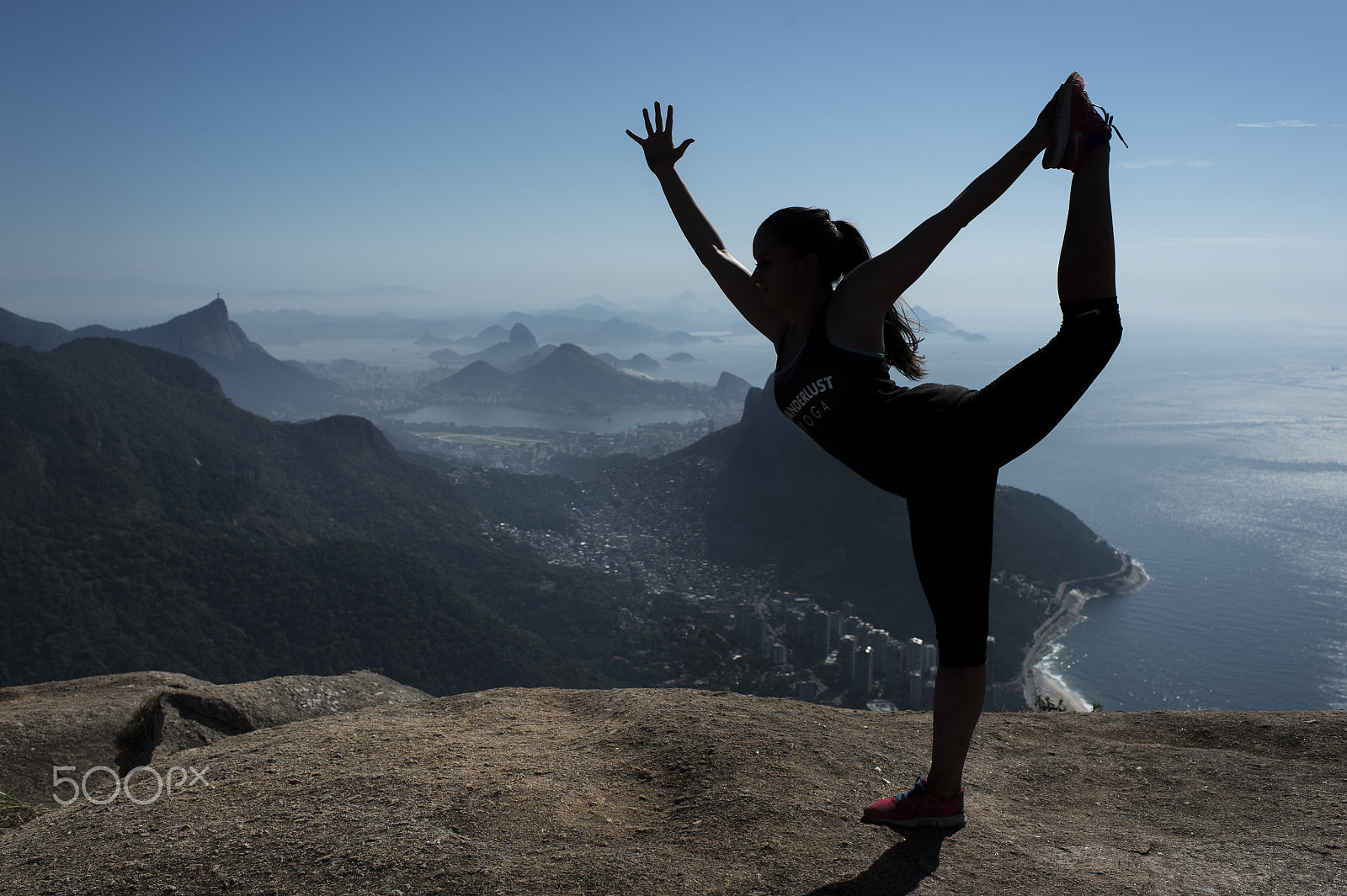 Nikon D4S + Nikon AF-S Nikkor 35mm F1.4G sample photo. Woman doing yoga on top of a mountain. photography